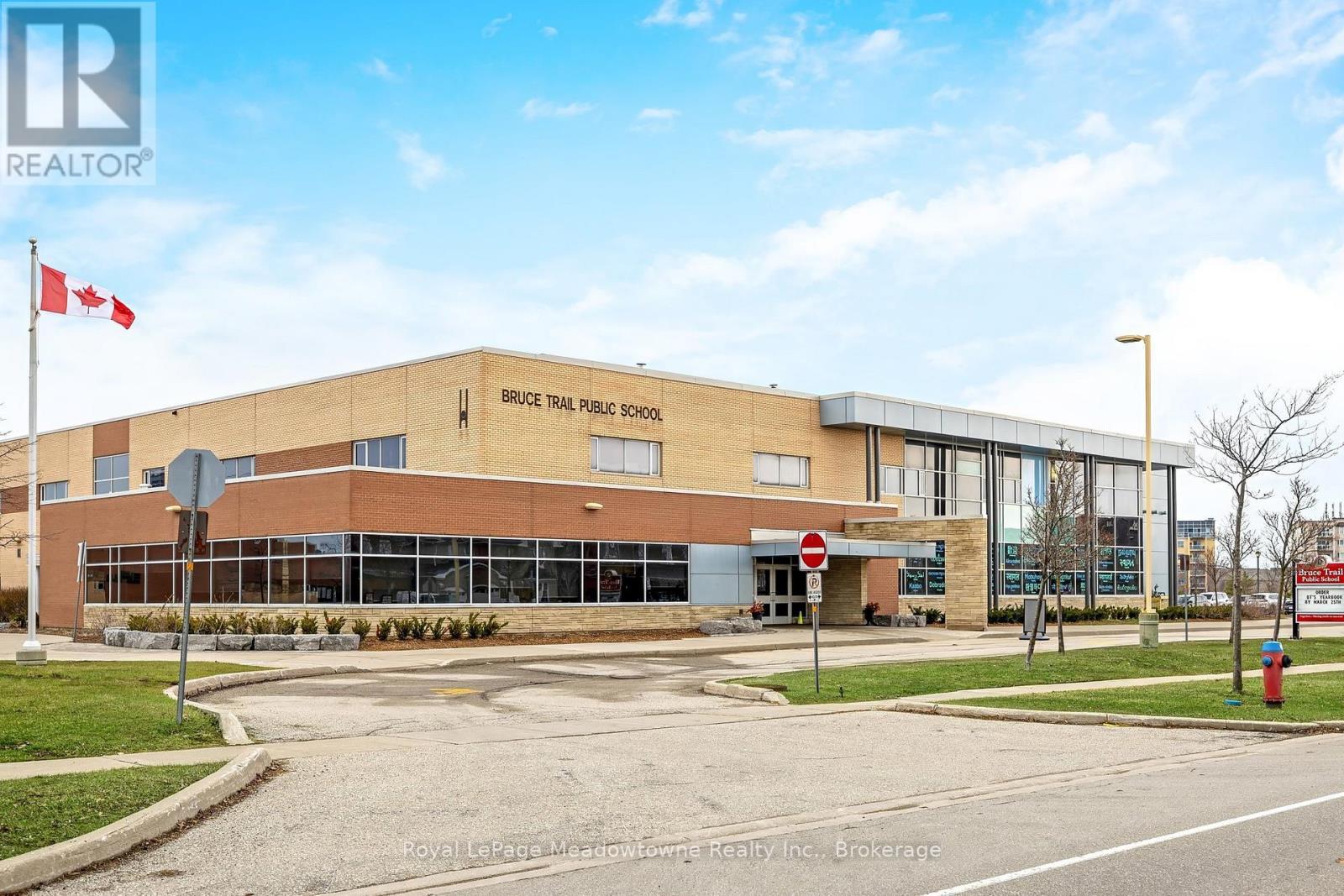 












487 HARTLEY BOULEVARD

,
Milton (CL Clarke),




Ontario
L9T6K9

