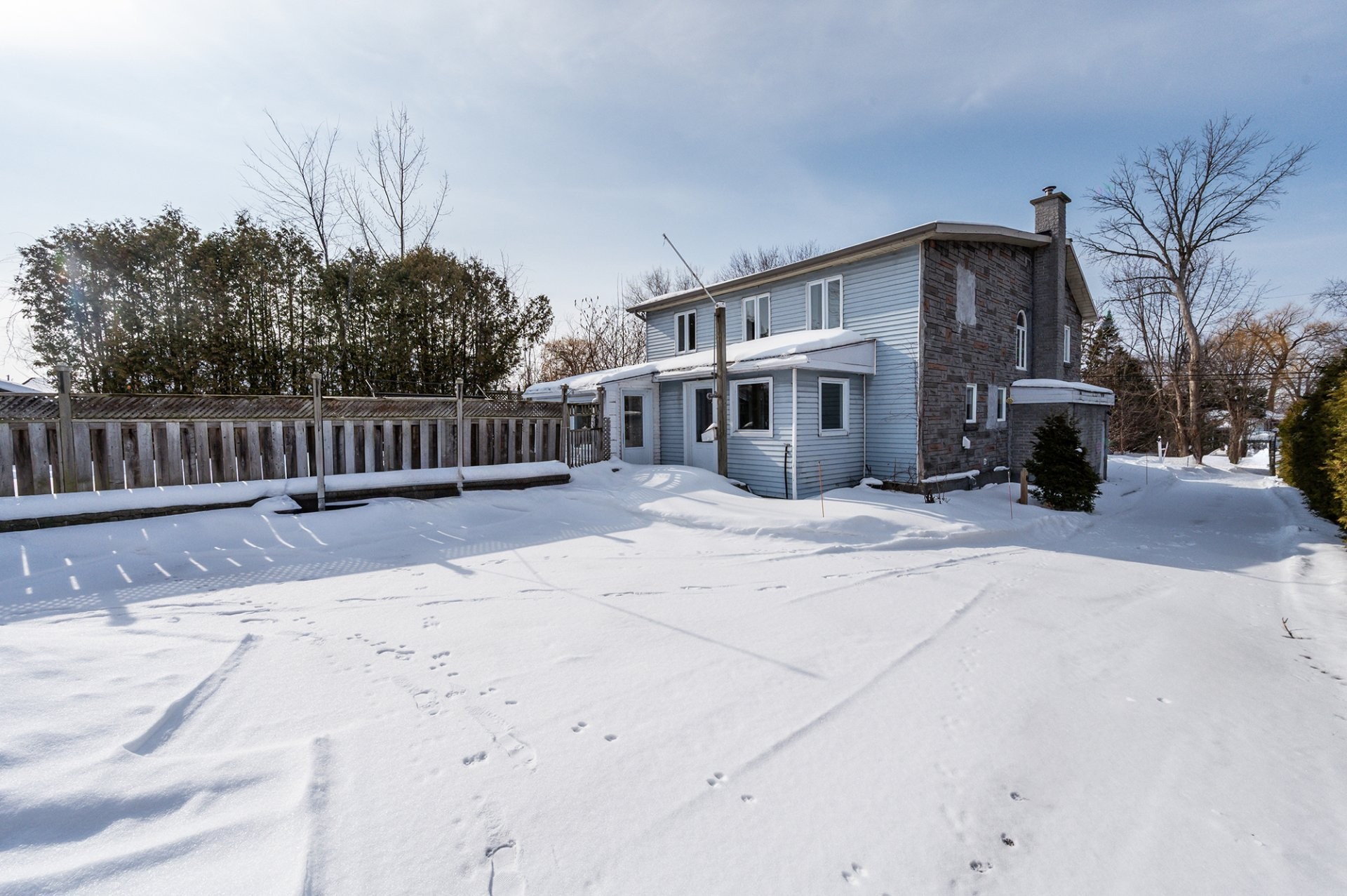 









1370


Ch. du Lac-St-Louis

,
Léry,




QC
J6N1B1

