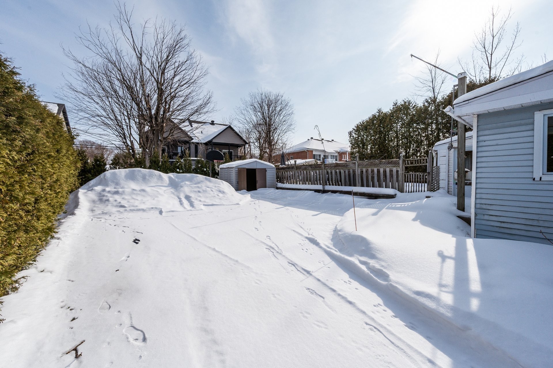 









1370


Ch. du Lac-St-Louis

,
Léry,




QC
J6N1B1

