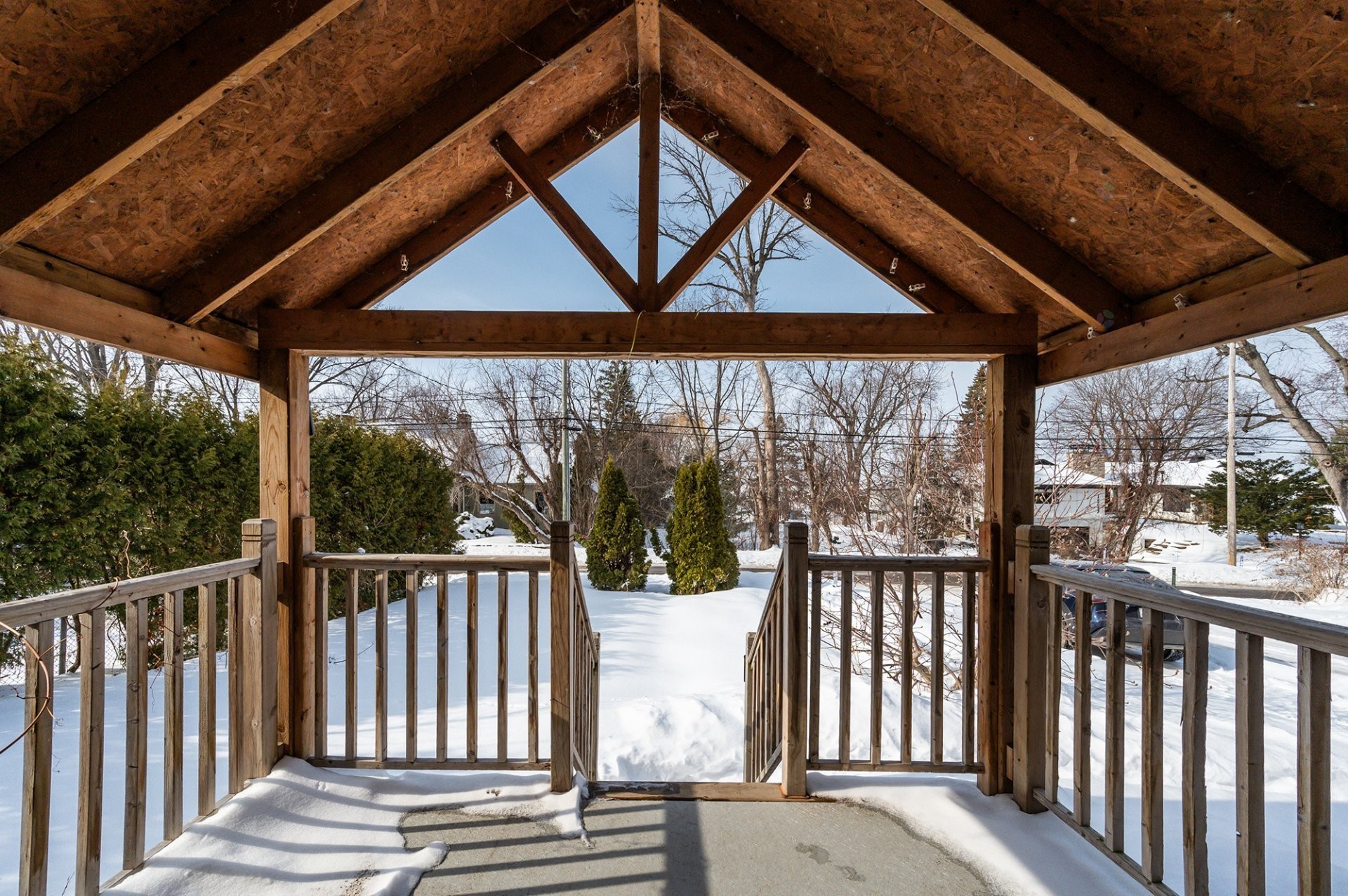 









1370


Ch. du Lac-St-Louis

,
Léry,




QC
J6N1B1

