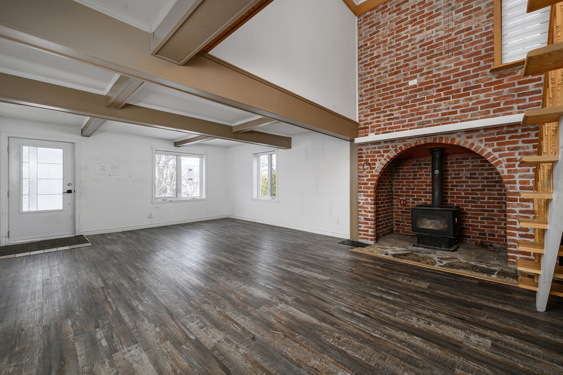 









1370


Ch. du Lac-St-Louis

,
Léry,




QC
J6N1B1

