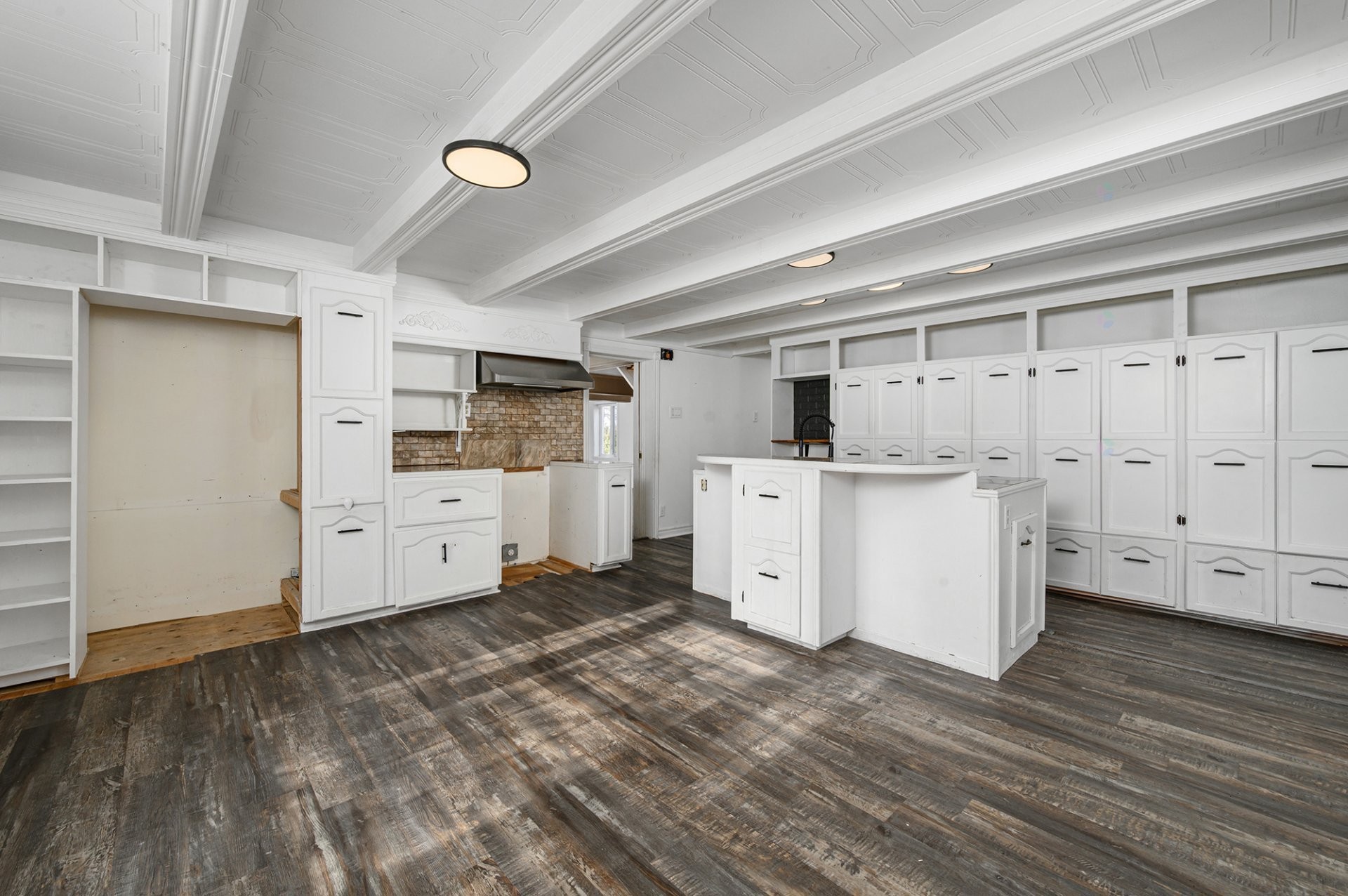 









1370


Ch. du Lac-St-Louis

,
Léry,




QC
J6N1B1

