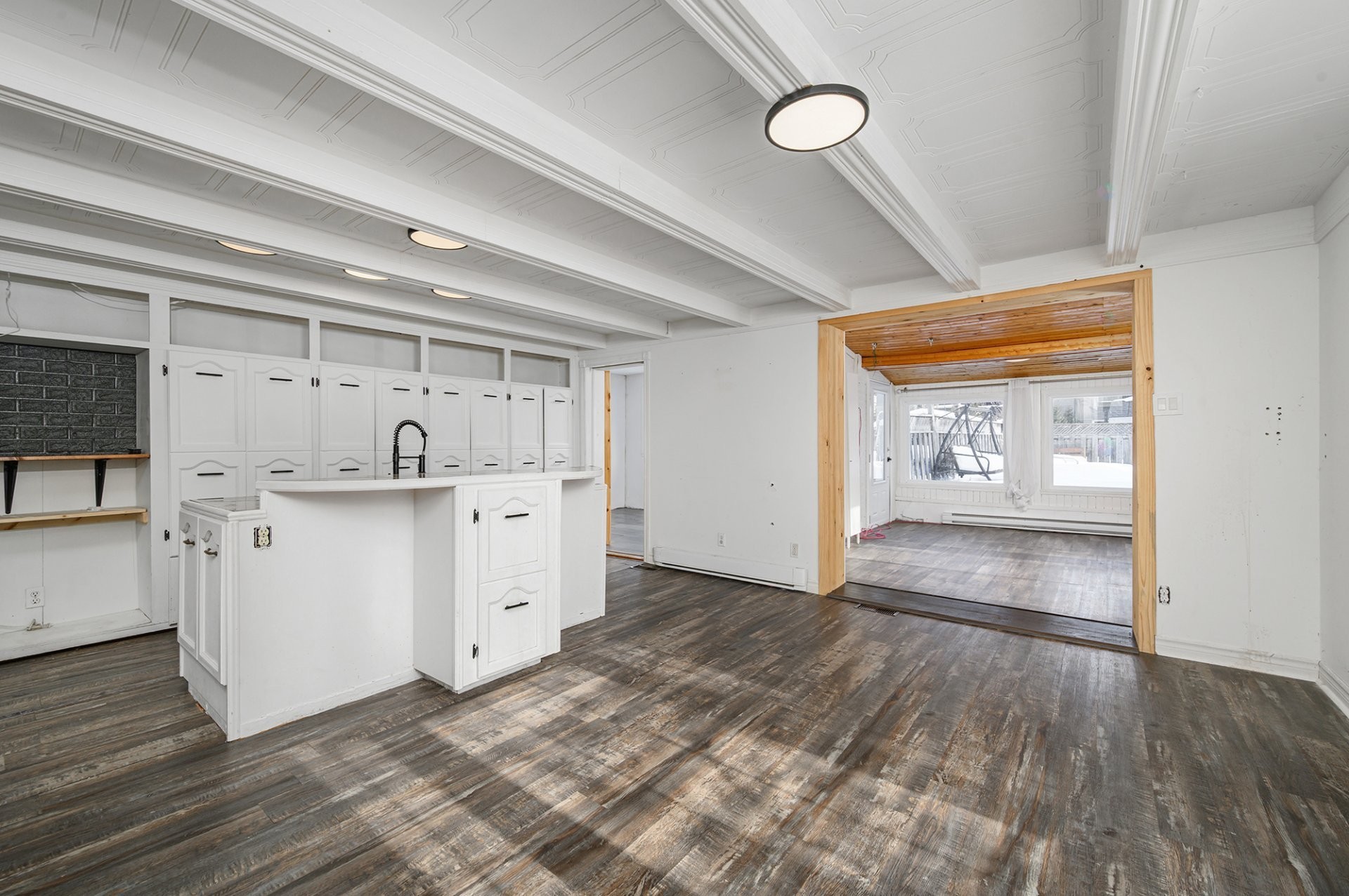 









1370


Ch. du Lac-St-Louis

,
Léry,




QC
J6N1B1

