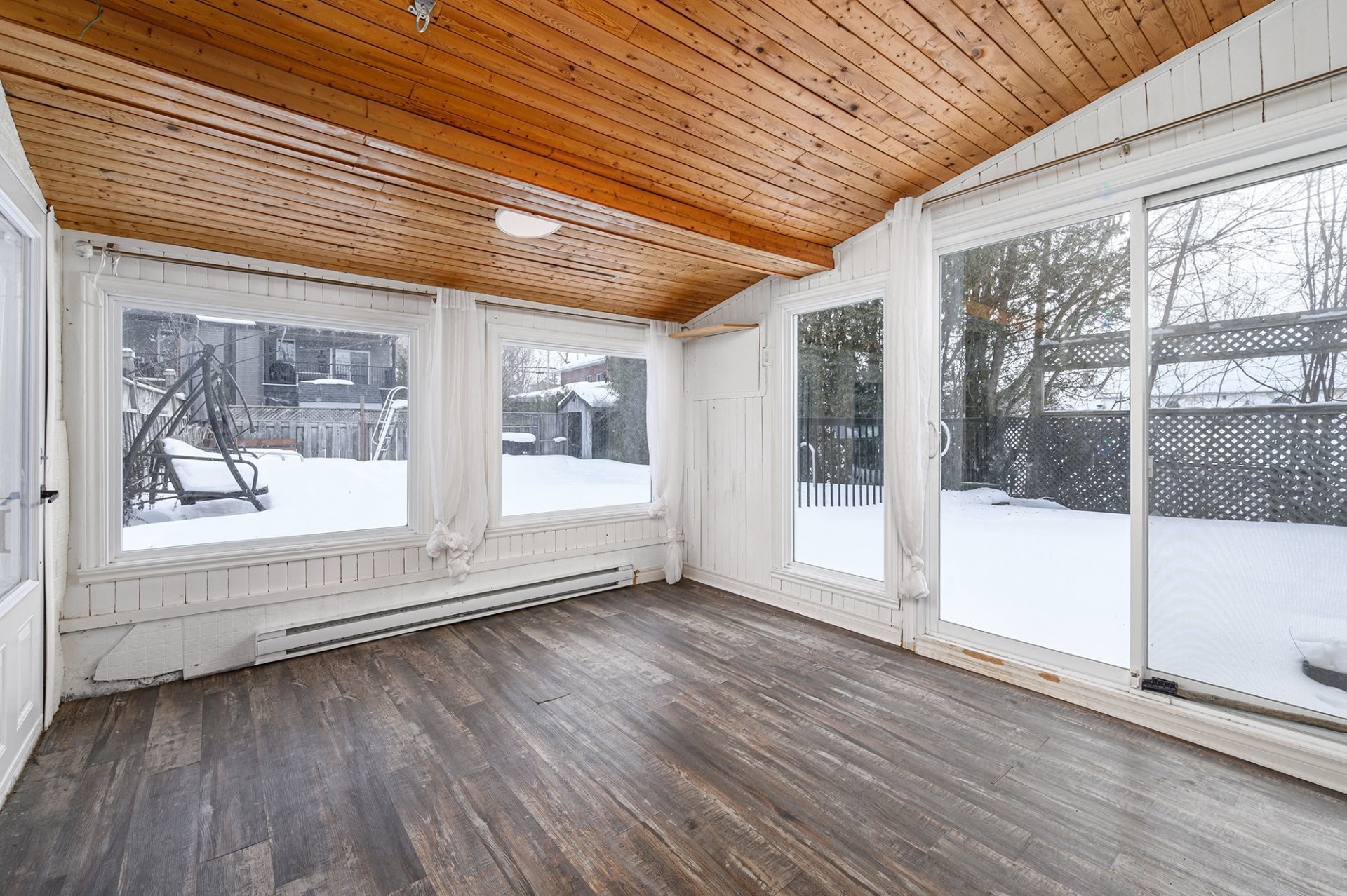 









1370


Ch. du Lac-St-Louis

,
Léry,




QC
J6N1B1

