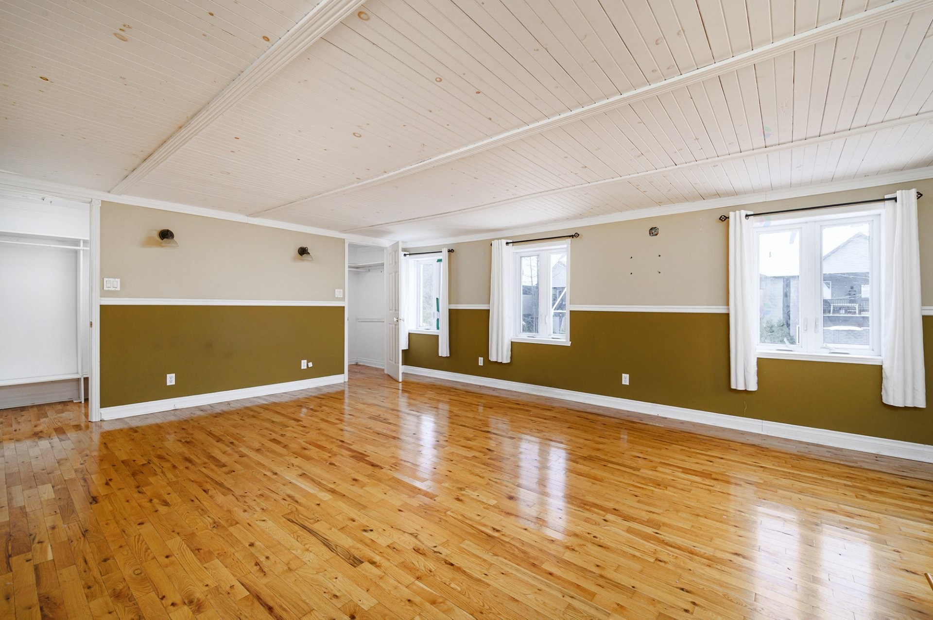 









1370


Ch. du Lac-St-Louis

,
Léry,




QC
J6N1B1

