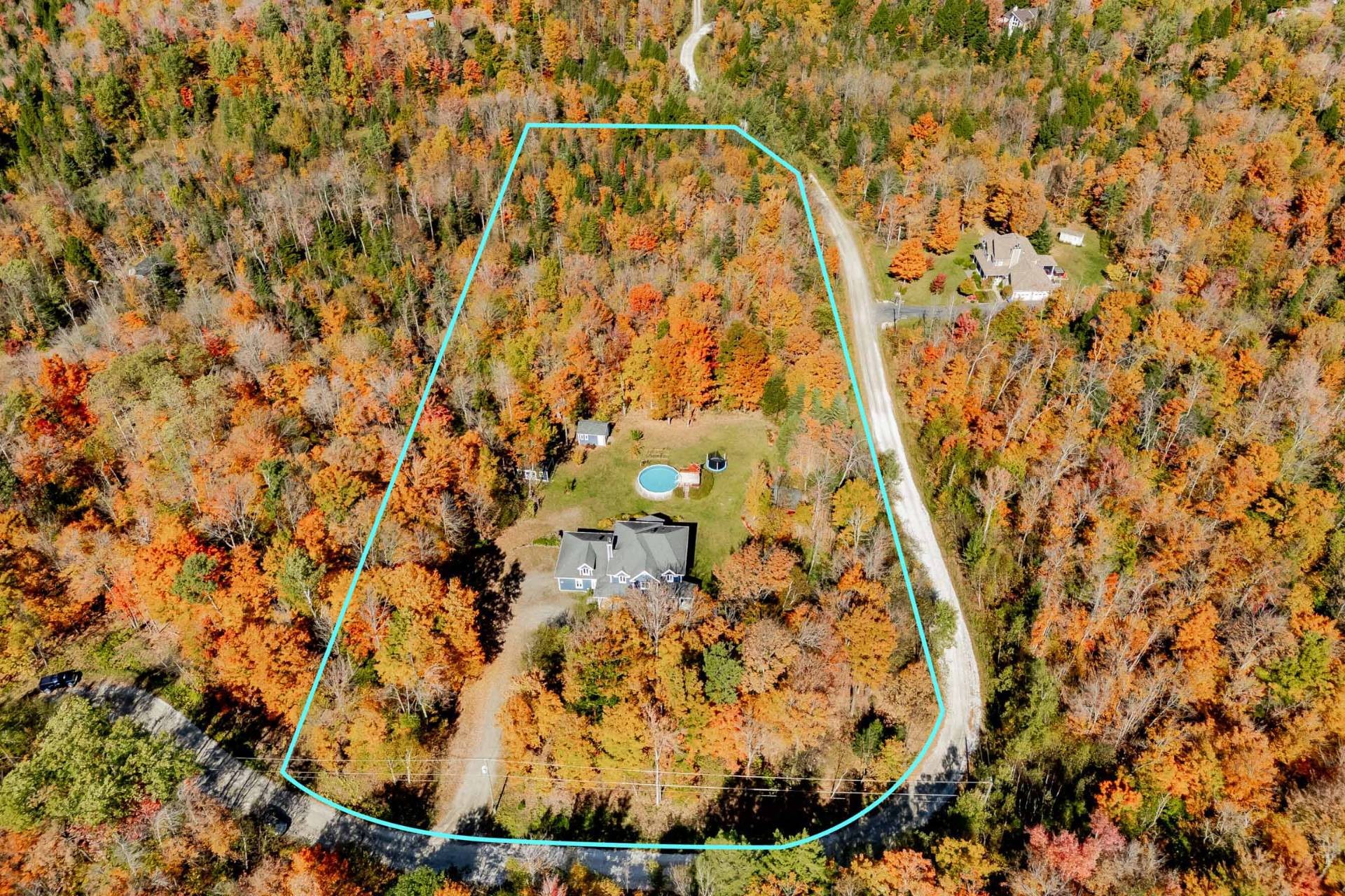 









24Z


Ch. du Soleil-Levant

,
Bolton-Est,







QC
J0E1G0

