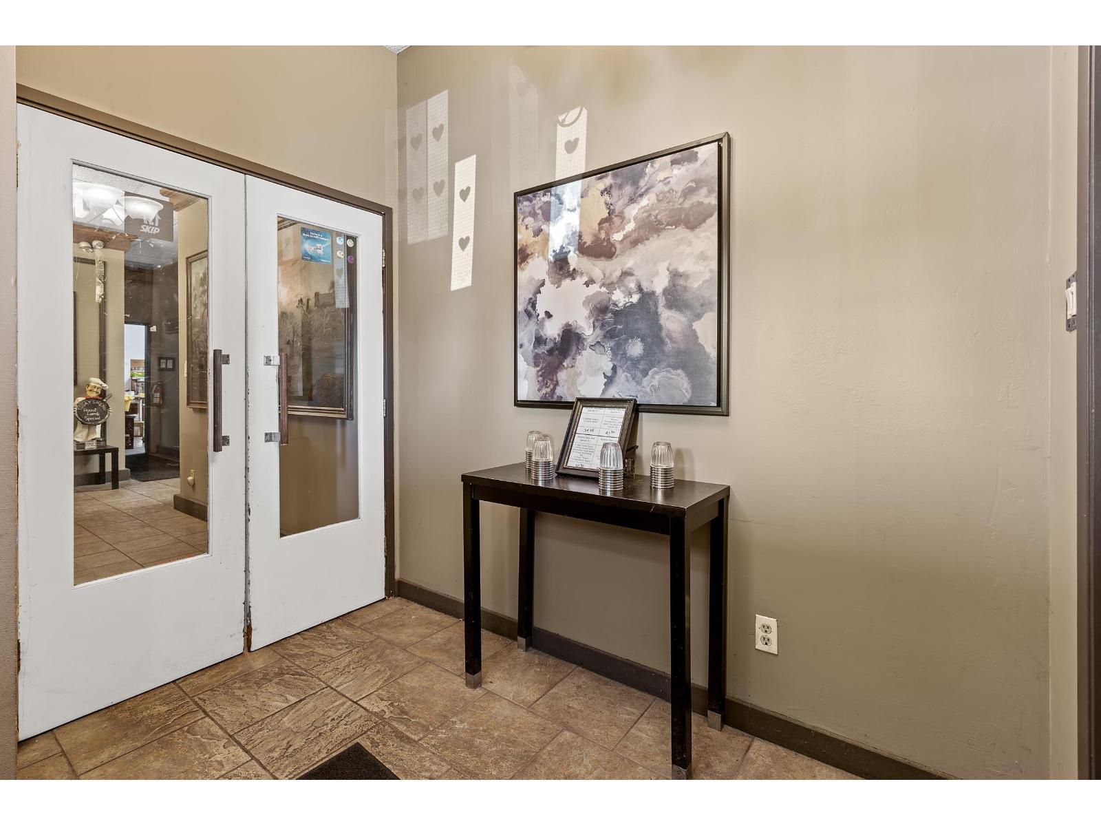 












20511 DOUGLAS CRESCENT

,
Langley,




British Columbia
V3A4B6

