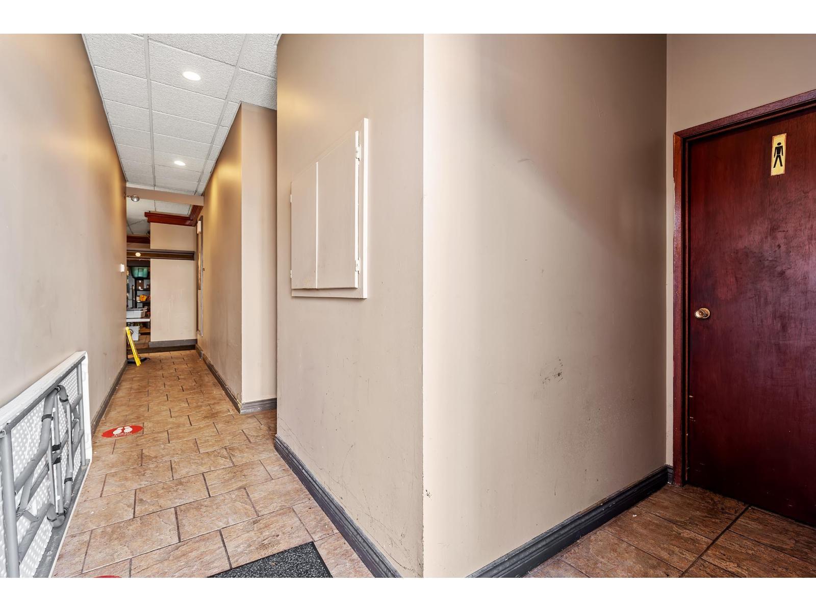 












20511 DOUGLAS CRESCENT

,
Langley,




British Columbia
V3A4B6

