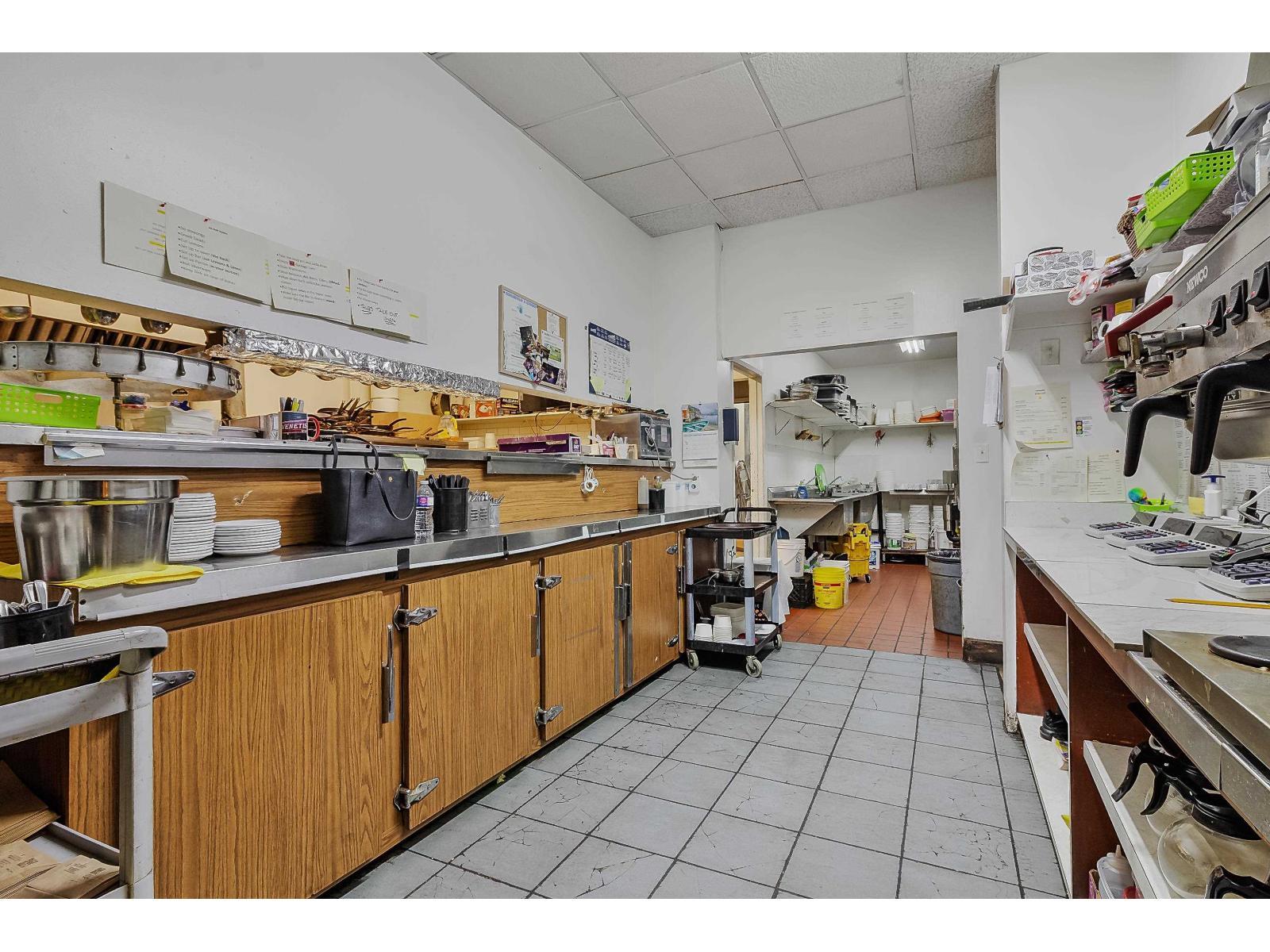












20511 DOUGLAS CRESCENT

,
Langley,




British Columbia
V3A4B6

