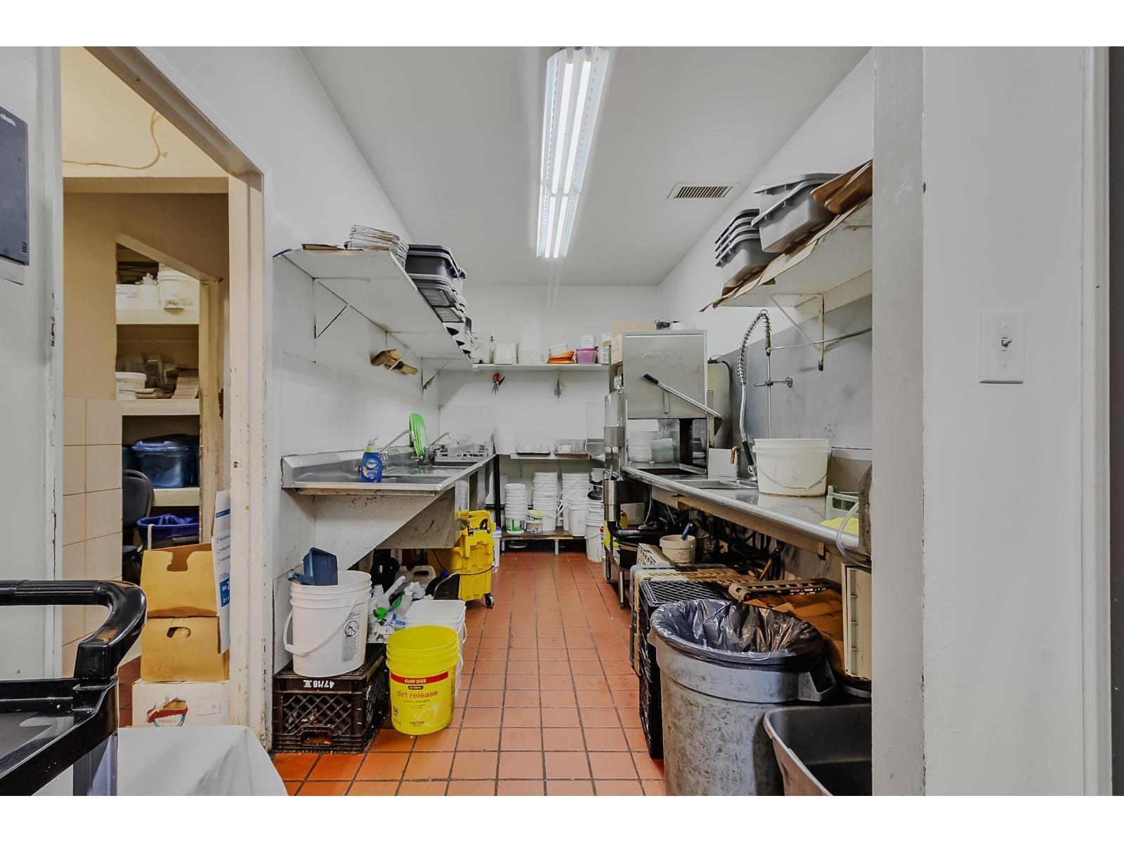 












20511 DOUGLAS CRESCENT

,
Langley,




British Columbia
V3A4B6

