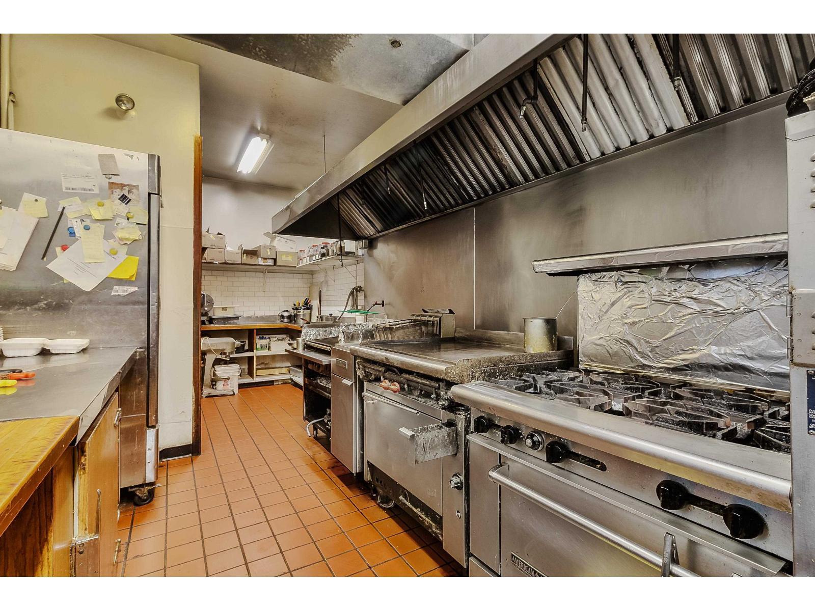 












20511 DOUGLAS CRESCENT

,
Langley,




British Columbia
V3A4B6


