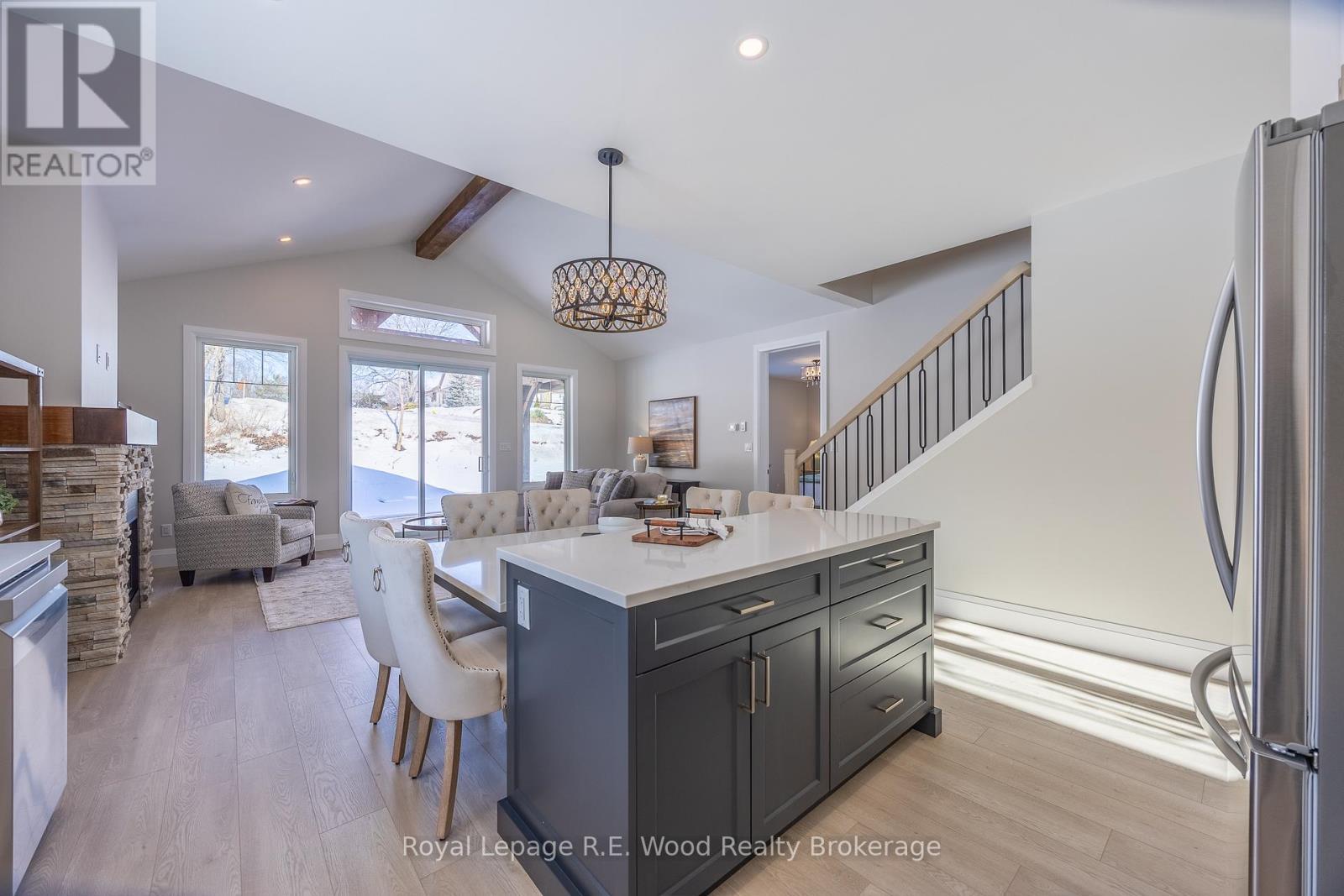 












11 GREENHILL DRIVE

,
Tillsonburg,




Ontario
N4G0L4

