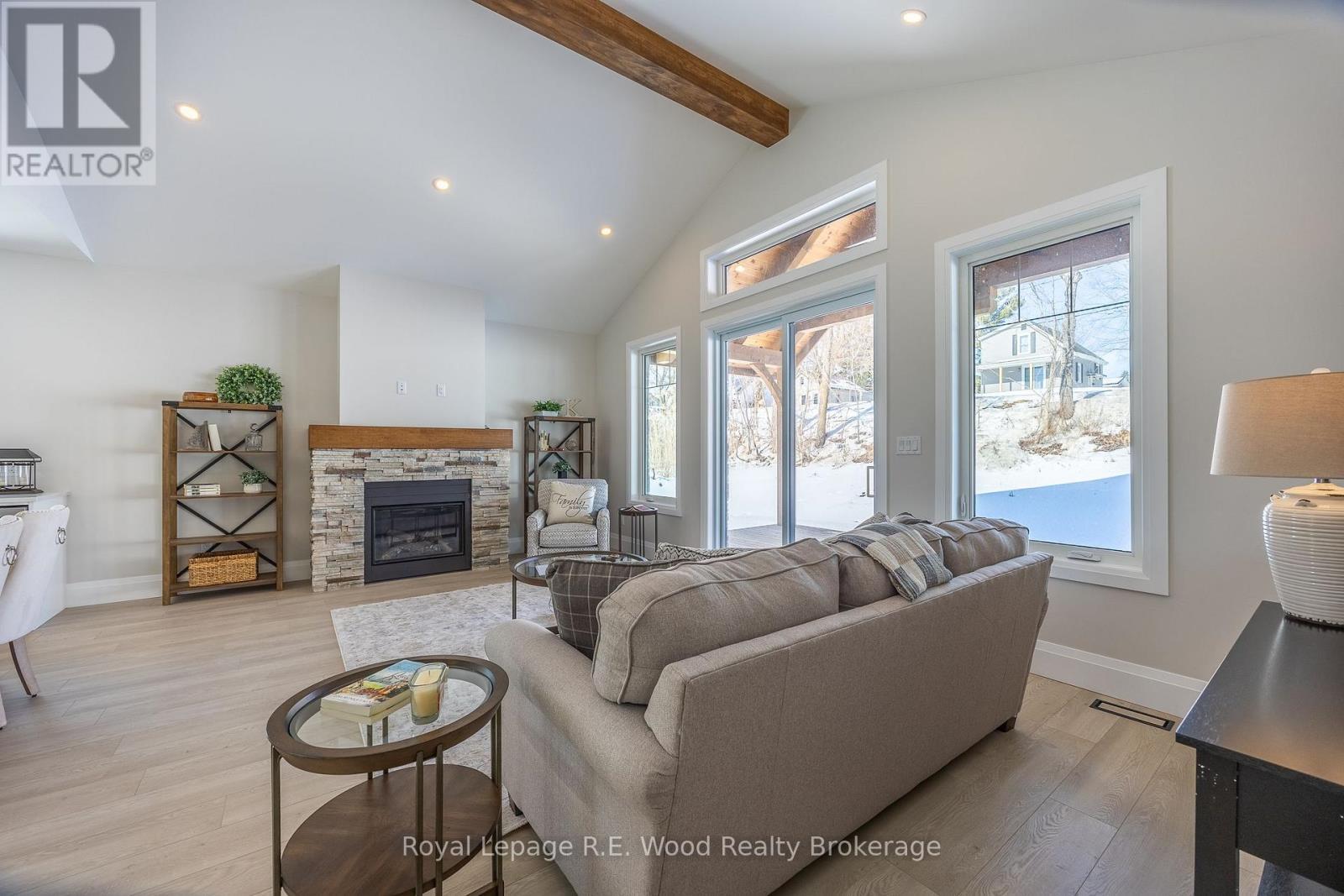 












11 GREENHILL DRIVE

,
Tillsonburg,




Ontario
N4G0L4

