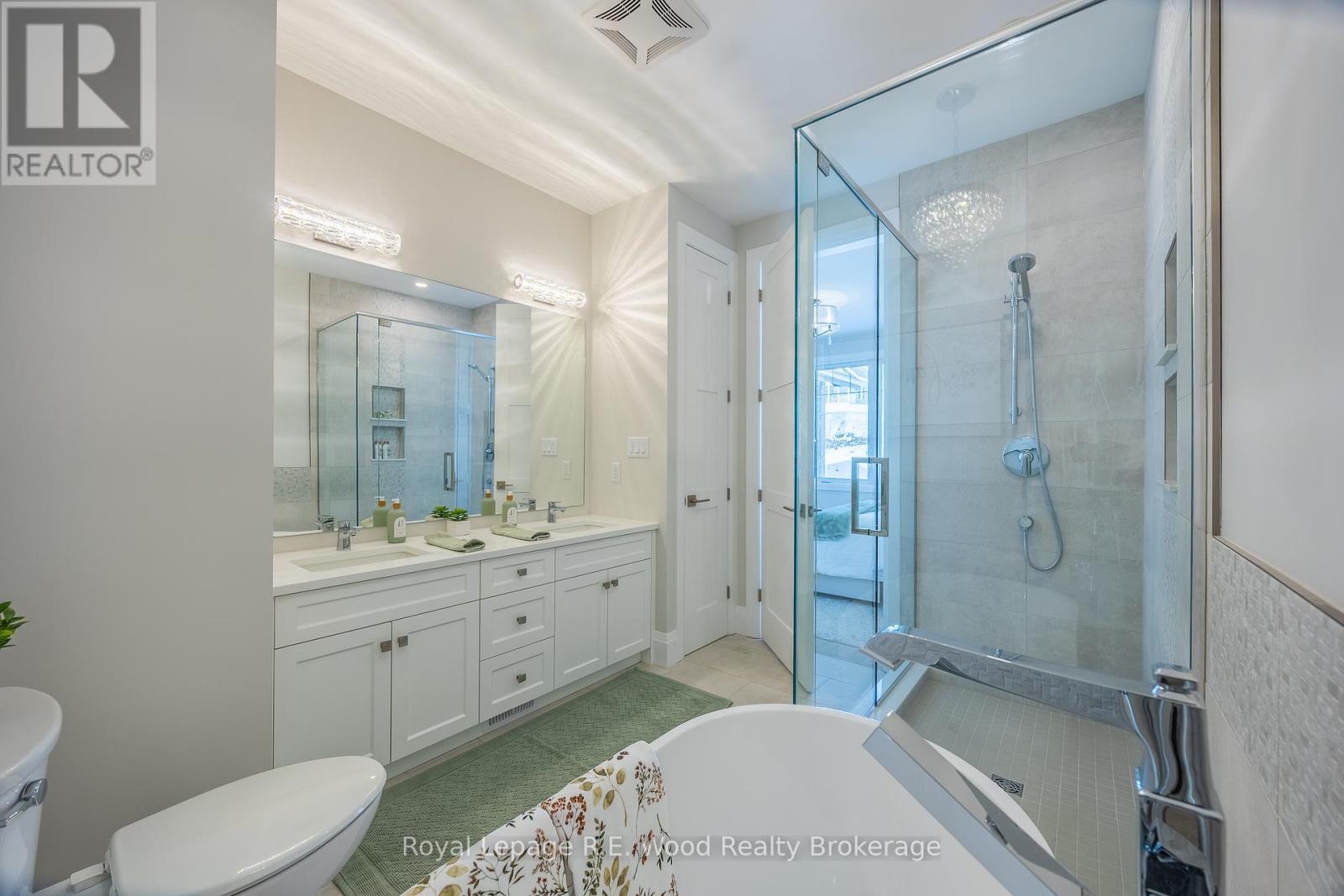 












11 GREENHILL DRIVE

,
Tillsonburg,




Ontario
N4G0L4

