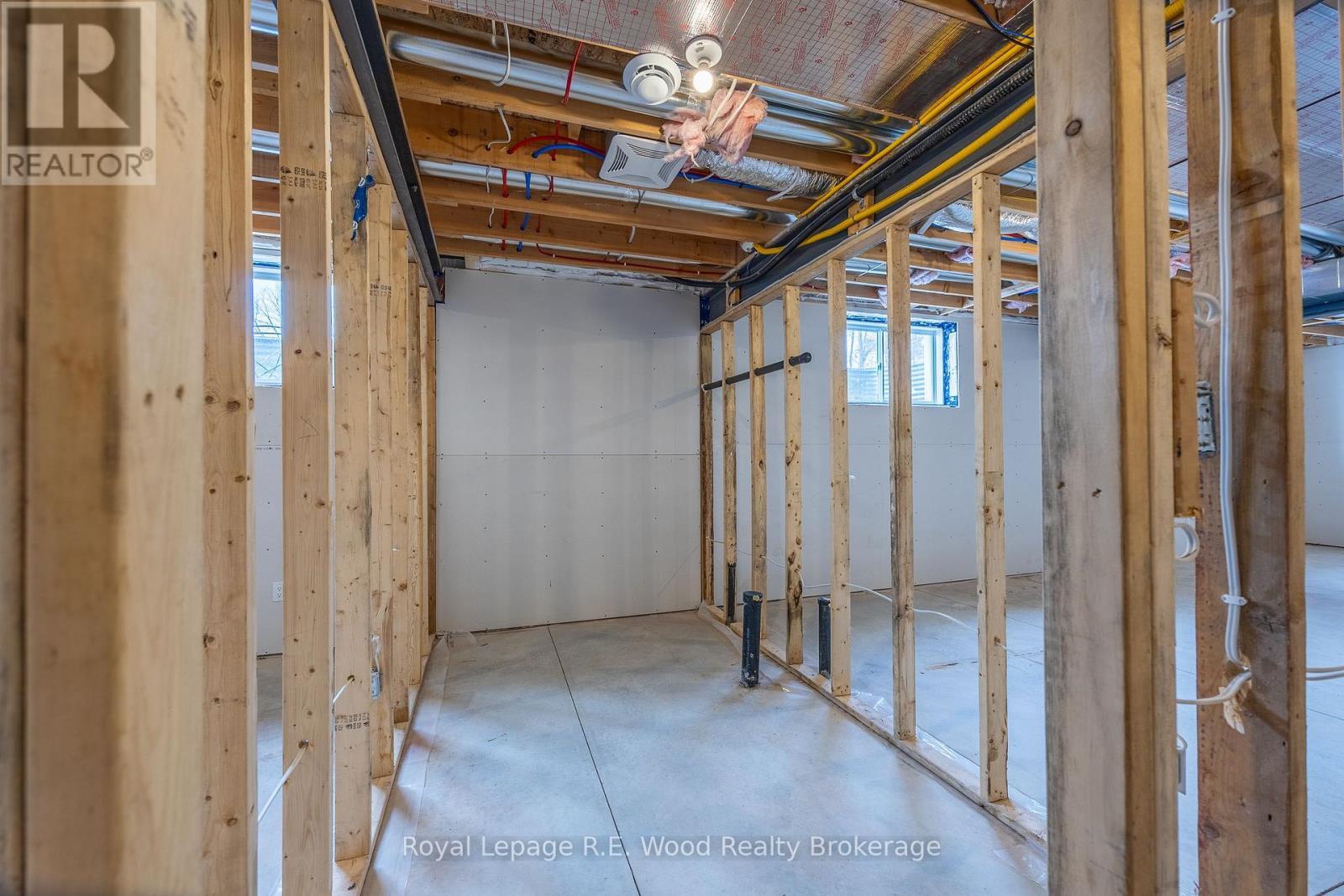 












11 GREENHILL DRIVE

,
Tillsonburg,




Ontario
N4G0L4

