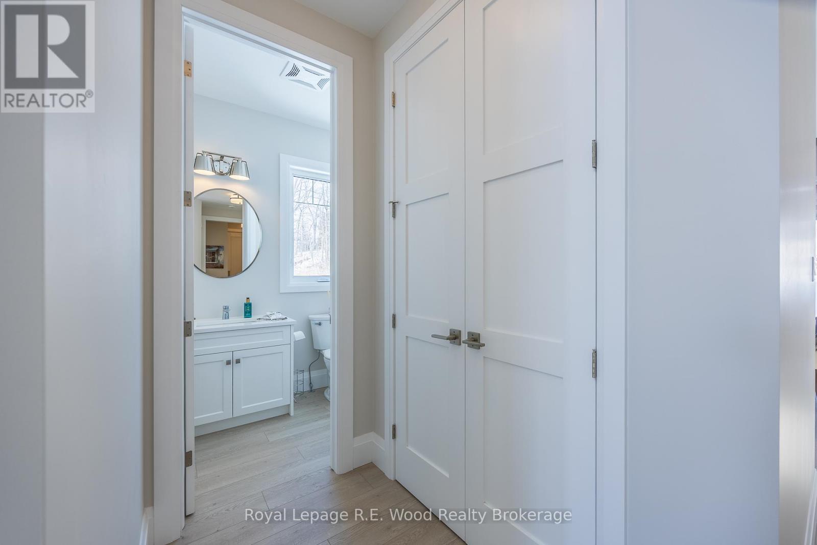 












11 GREENHILL DRIVE

,
Tillsonburg,




Ontario
N4G0L4

