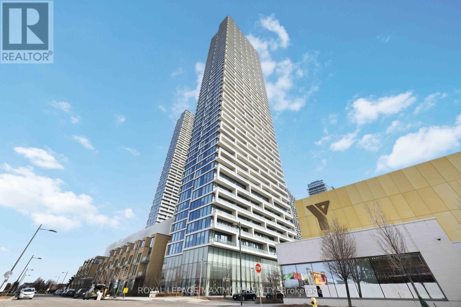 












5512 - 5 BUTTERMILL AVENUE

,
Vaughan,




Ontario
L4K0J5

