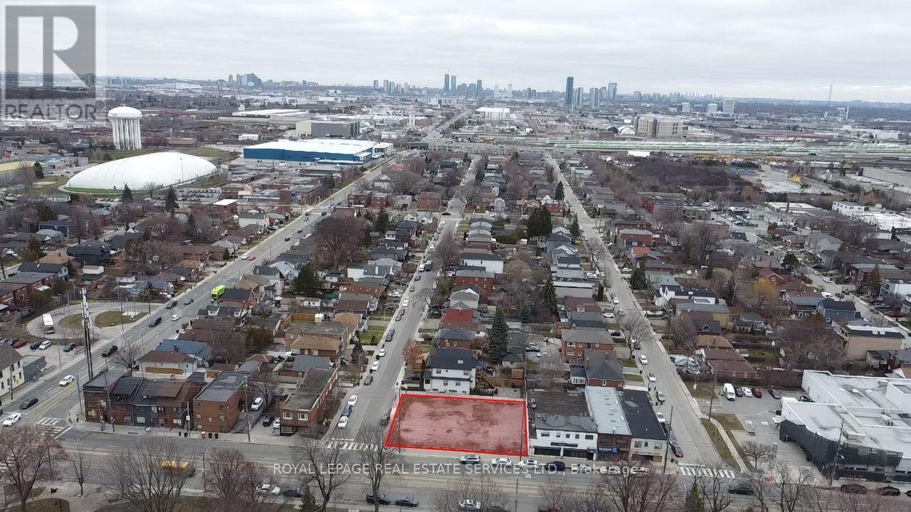 












3142 LAKE SHORE BOULEVARD W

,
Toronto,







Ontario
M8V1L4

