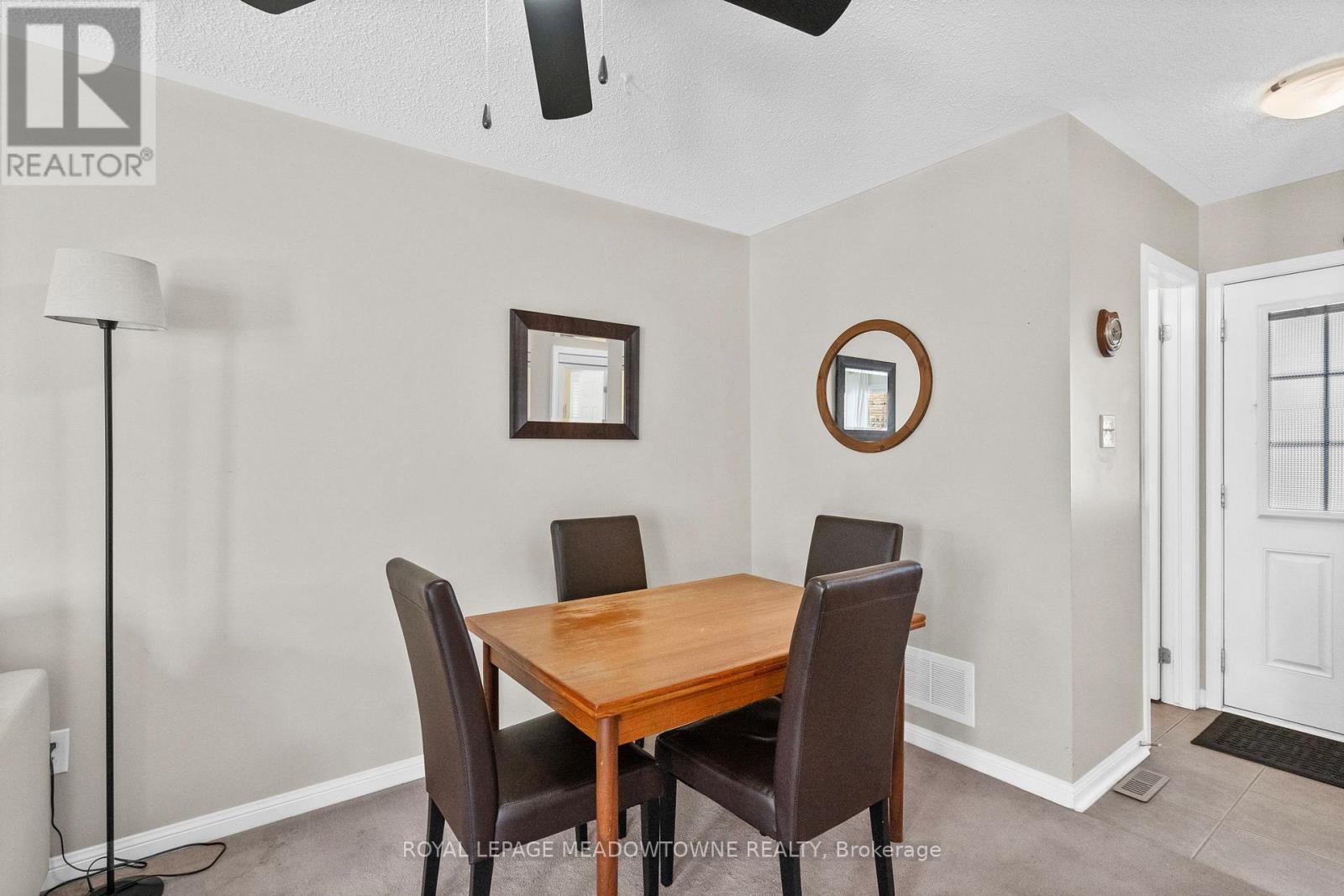 












862 STARK CIRCLE

,
Milton,




Ontario
L9T6Y7

