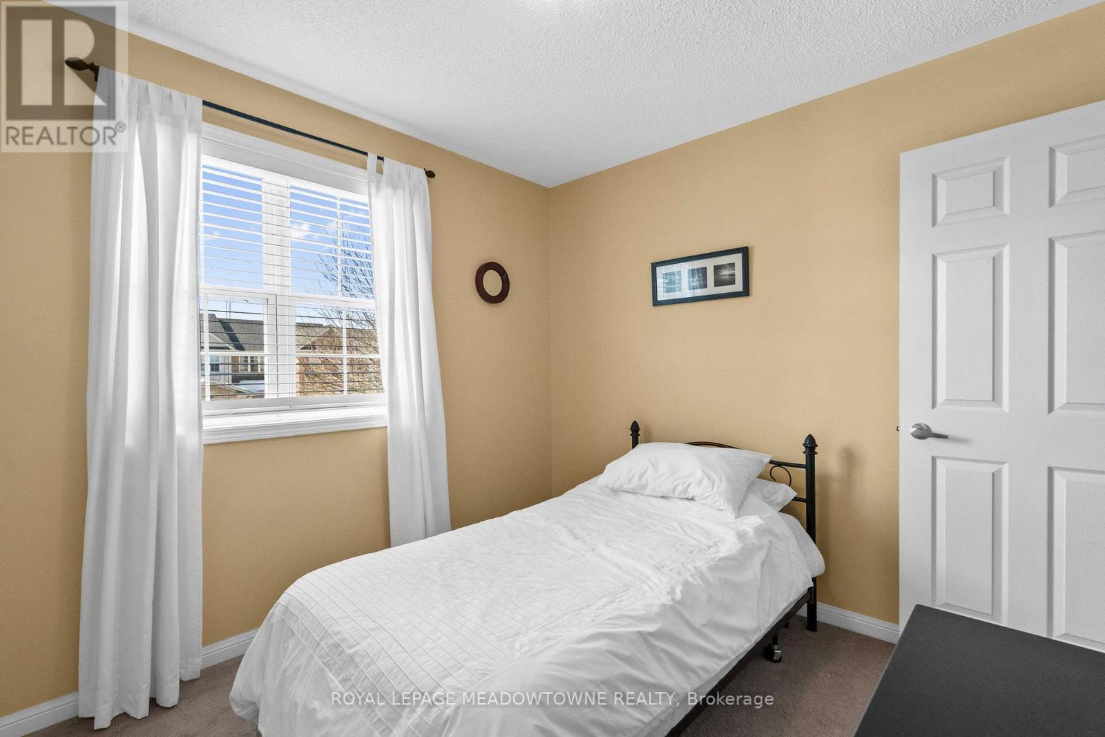 












862 STARK CIRCLE

,
Milton,




Ontario
L9T6Y7

