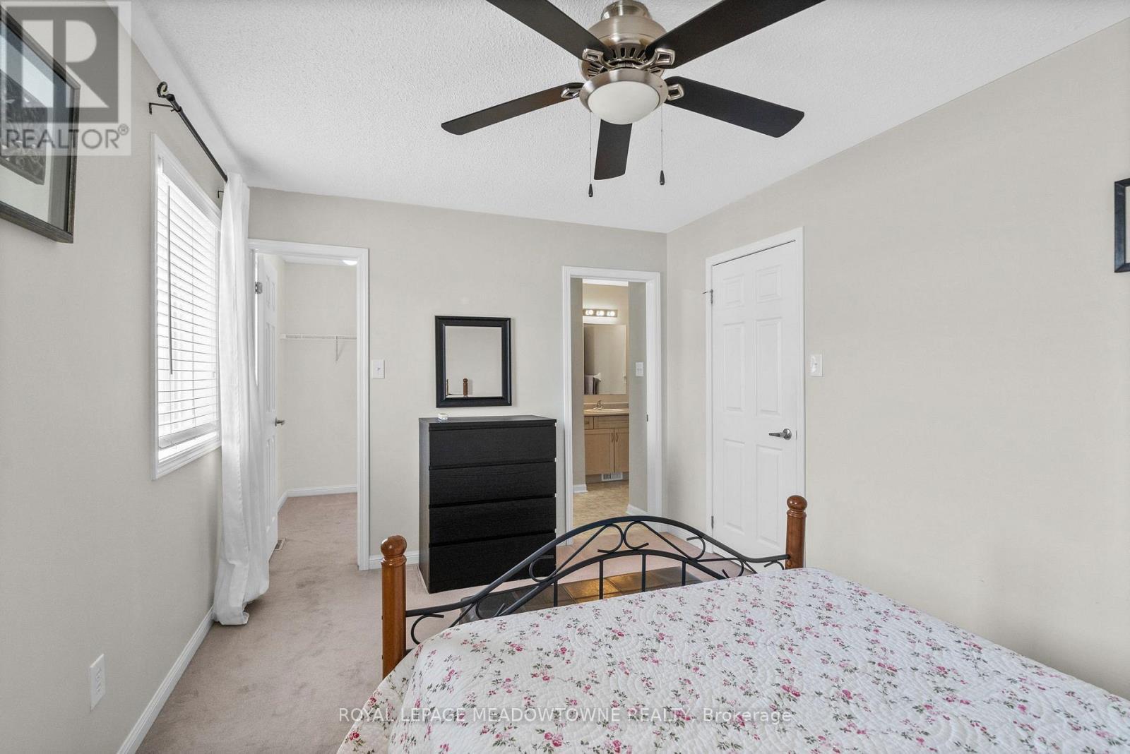 












862 STARK CIRCLE

,
Milton,




Ontario
L9T6Y7

