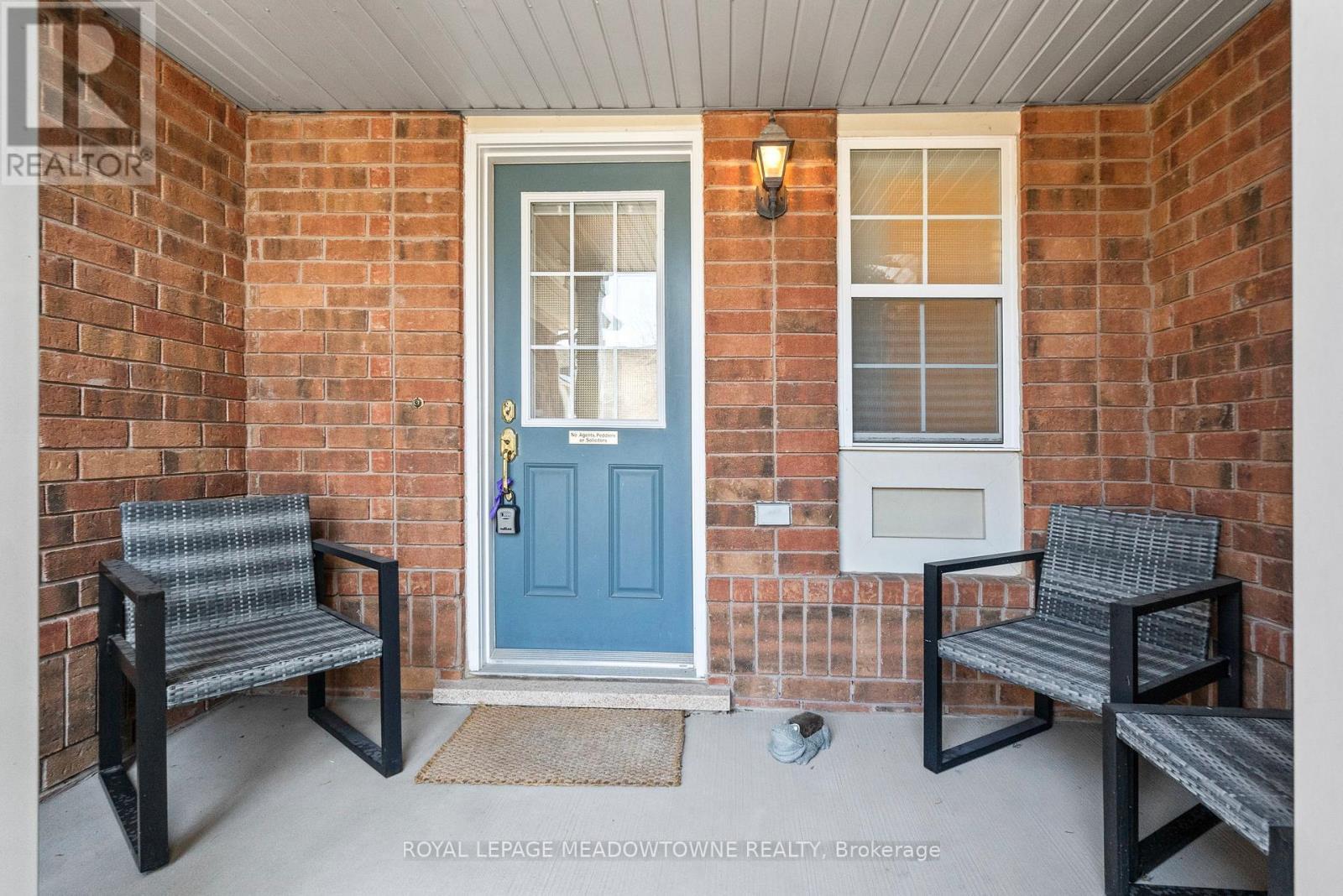 












862 STARK CIRCLE

,
Milton,




Ontario
L9T6Y7

