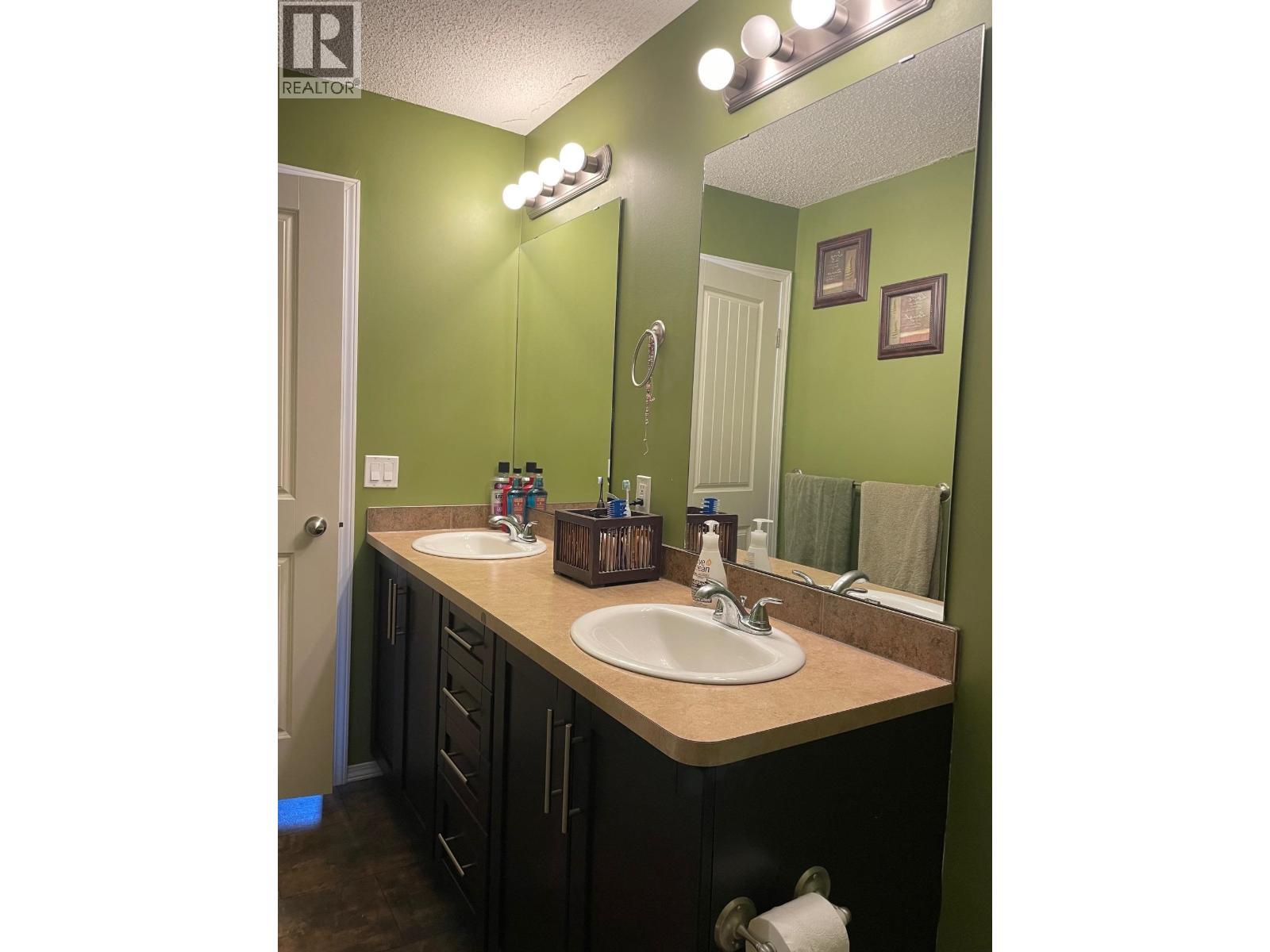 












34 PEBBLE DRIVE

,
Fort Nelson,




British Columbia
V0C1R0

