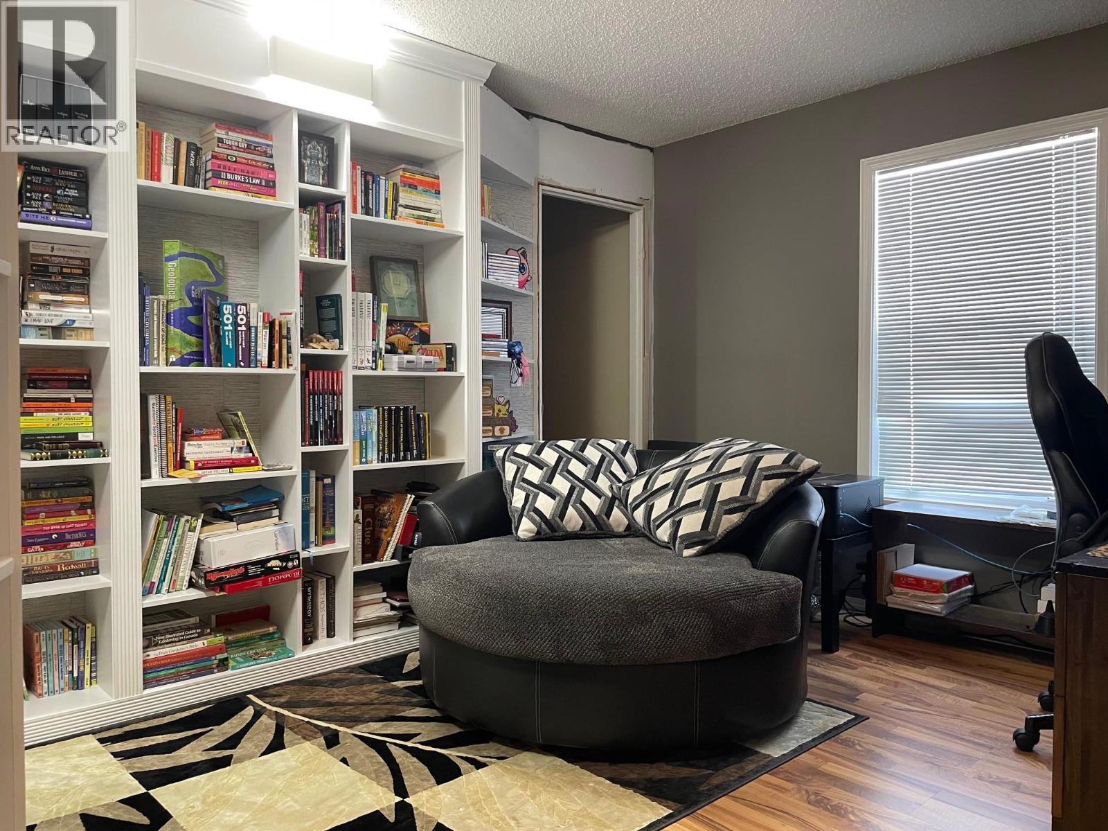 












34 PEBBLE DRIVE

,
Fort Nelson,




British Columbia
V0C1R0


