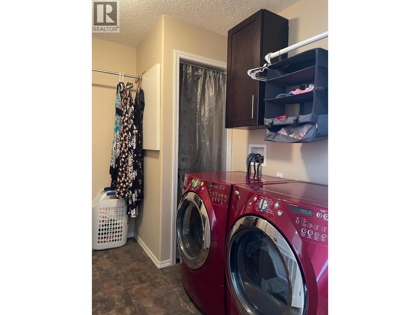 












34 PEBBLE DRIVE

,
Fort Nelson,




British Columbia
V0C1R0

