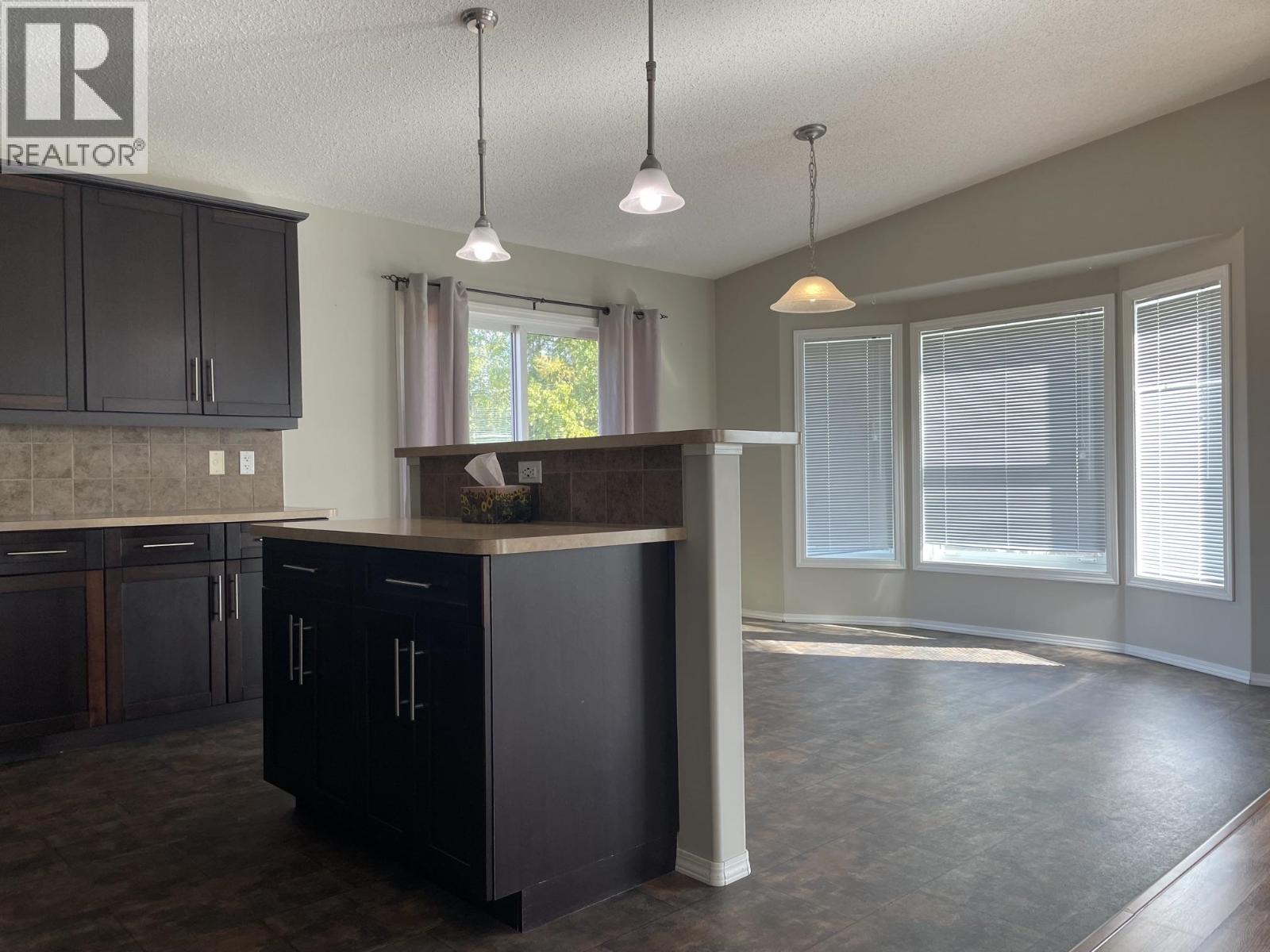 












34 PEBBLE DRIVE

,
Fort Nelson,




British Columbia
V0C1R0

