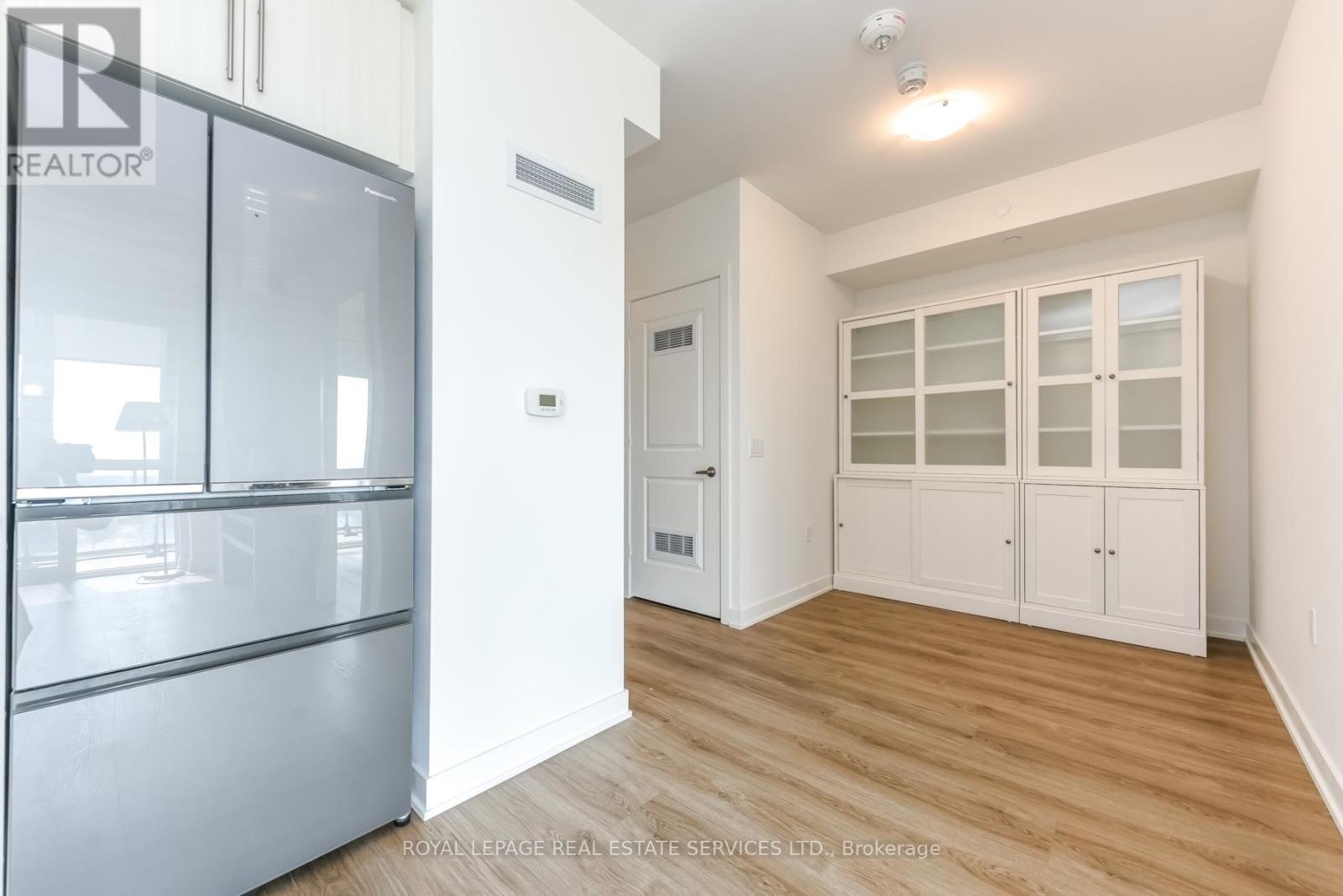 












607 - 4677 GLEN ERIN DRIVE

,
Mississauga,




Ontario
L5M2E3

