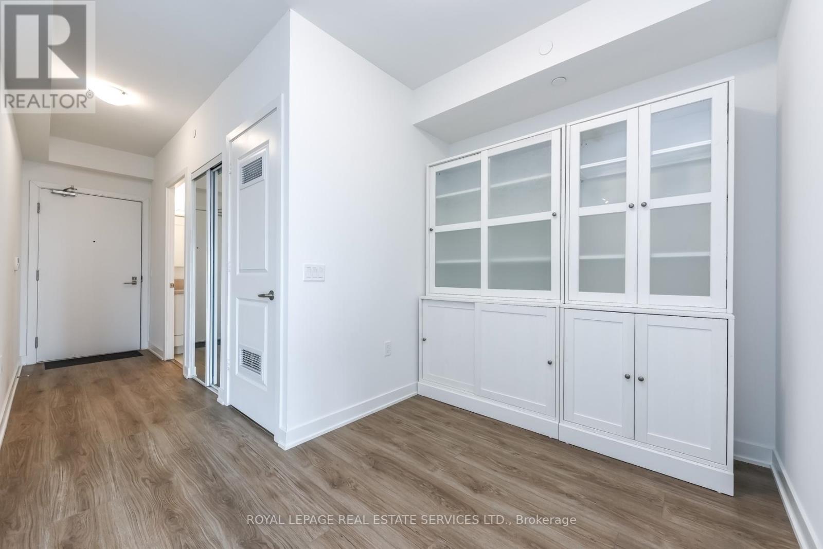 












607 - 4677 GLEN ERIN DRIVE

,
Mississauga,




Ontario
L5M2E3

