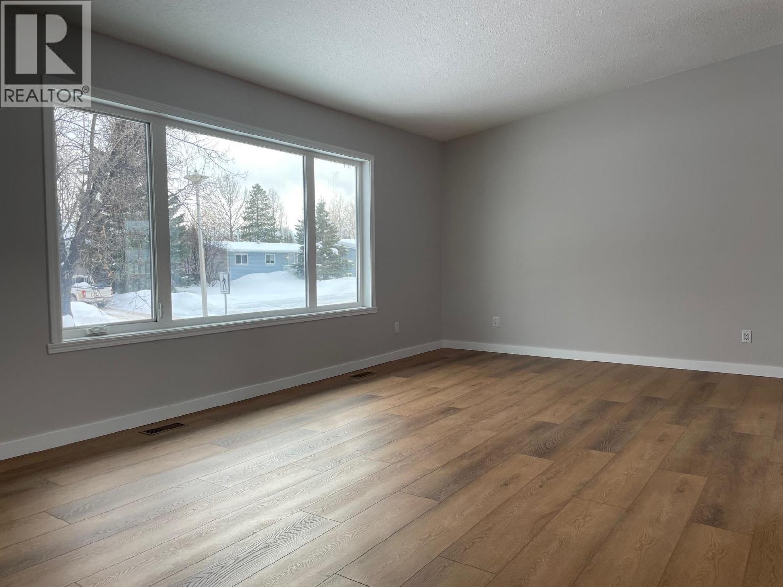 












3924 E 53 AVENUE

,
Fort Nelson,




British Columbia
V0C1R0


