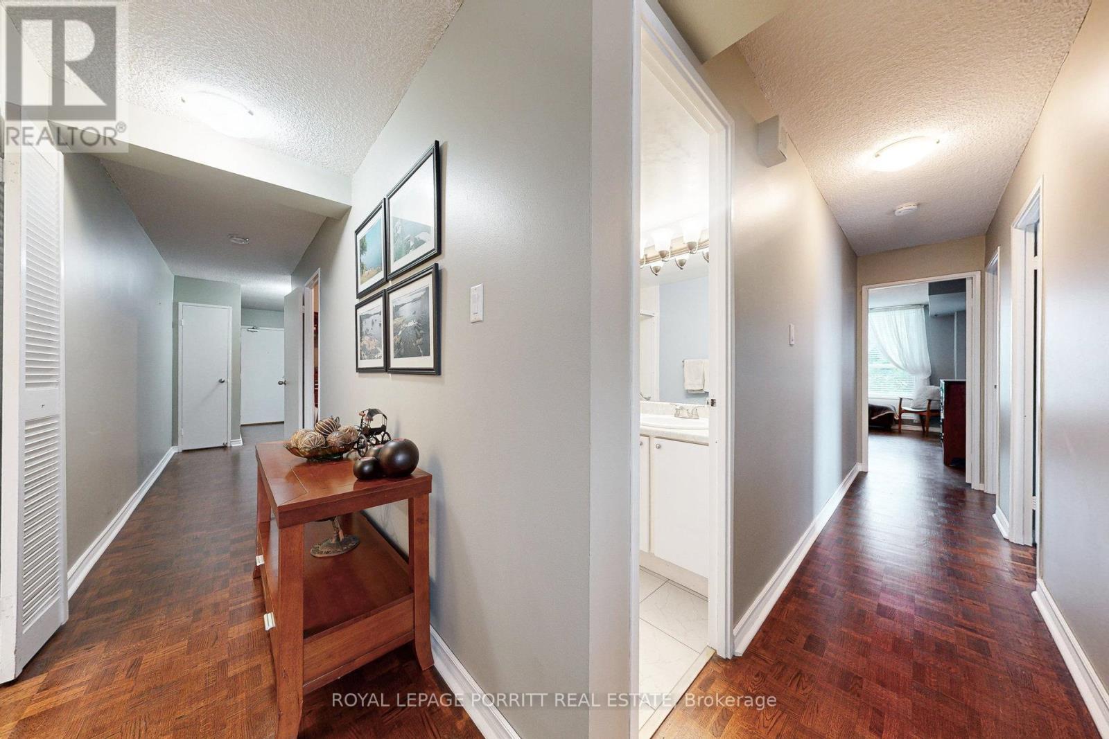 












201 - 1535 LAKESHORE ROAD E

,
Mississauga,




Ontario
L5E3E2

