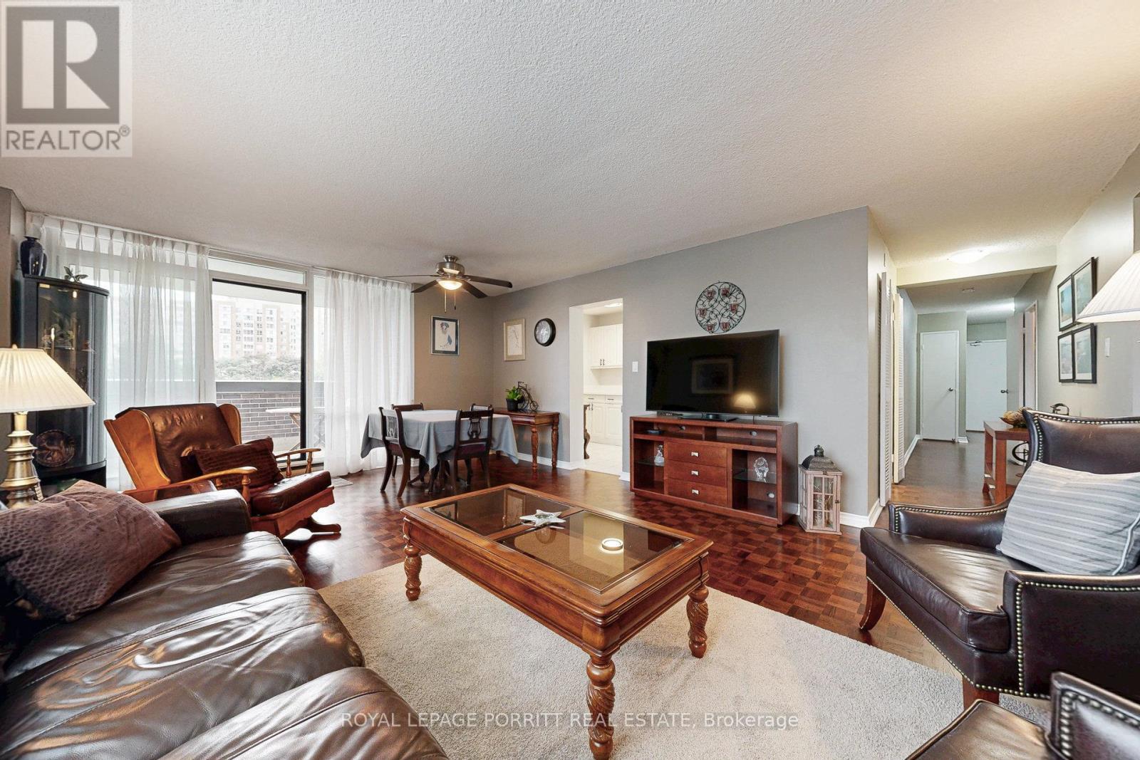 












201 - 1535 LAKESHORE ROAD E

,
Mississauga,




Ontario
L5E3E2

