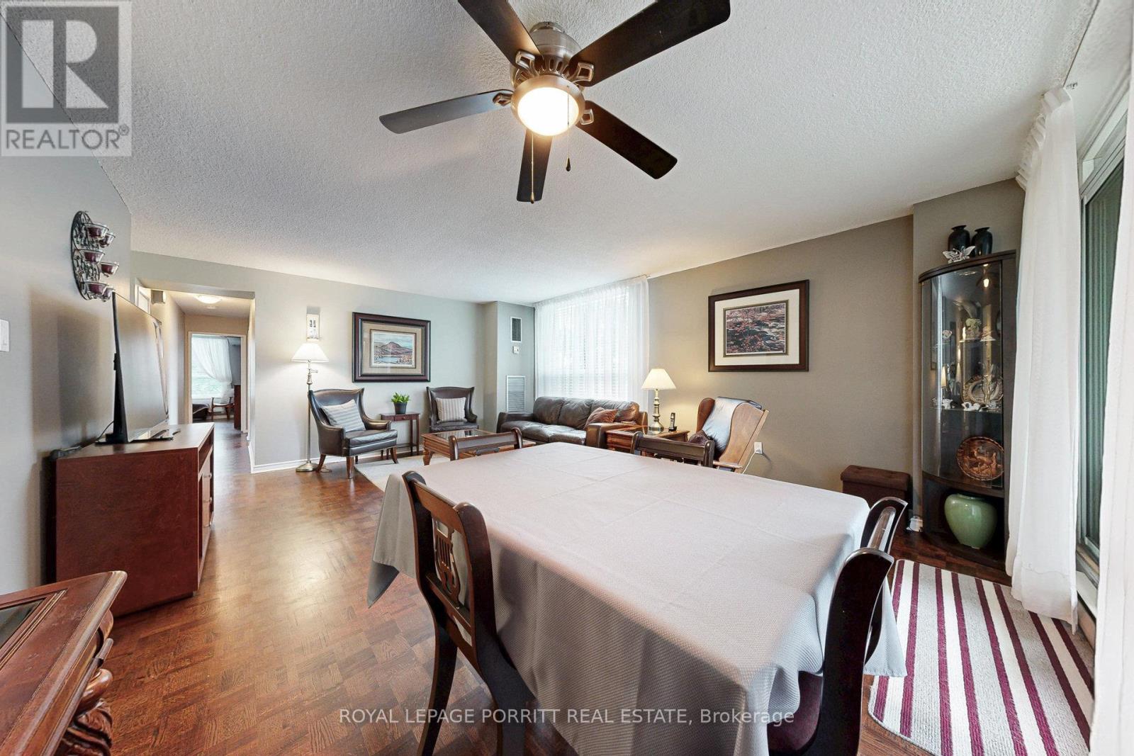 












201 - 1535 LAKESHORE ROAD E

,
Mississauga,




Ontario
L5E3E2

