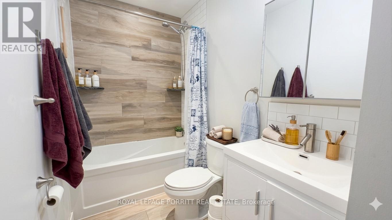 












#2 - 3411 LAKESHORE BOULEVARD W

,
Toronto,




Ontario
M8W1N2

