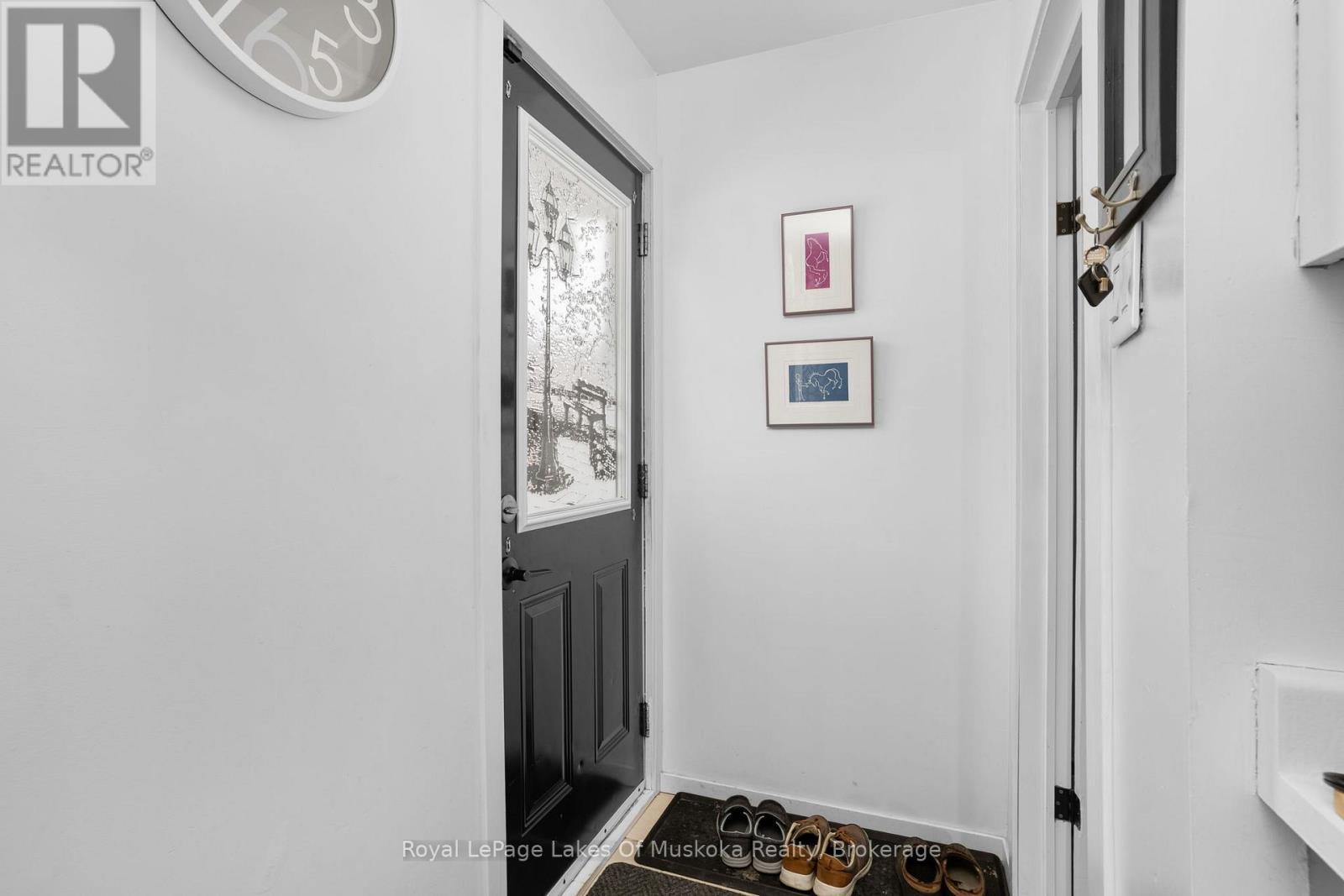 












1 CHRISTOPHER LANE

,
Armour,




Ontario
P0A1C0

