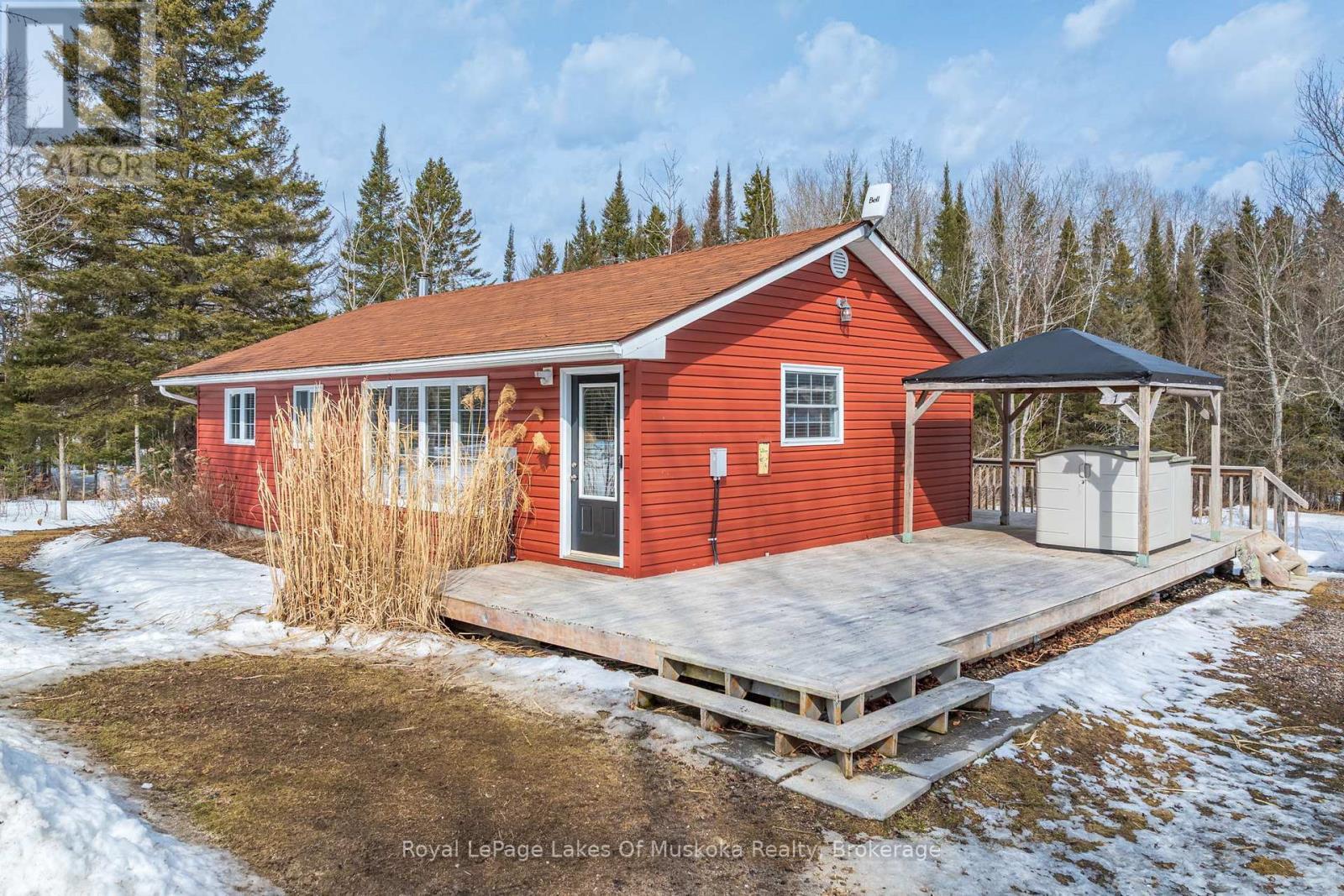 












1 CHRISTOPHER LANE

,
Armour,




Ontario
P0A1C0

