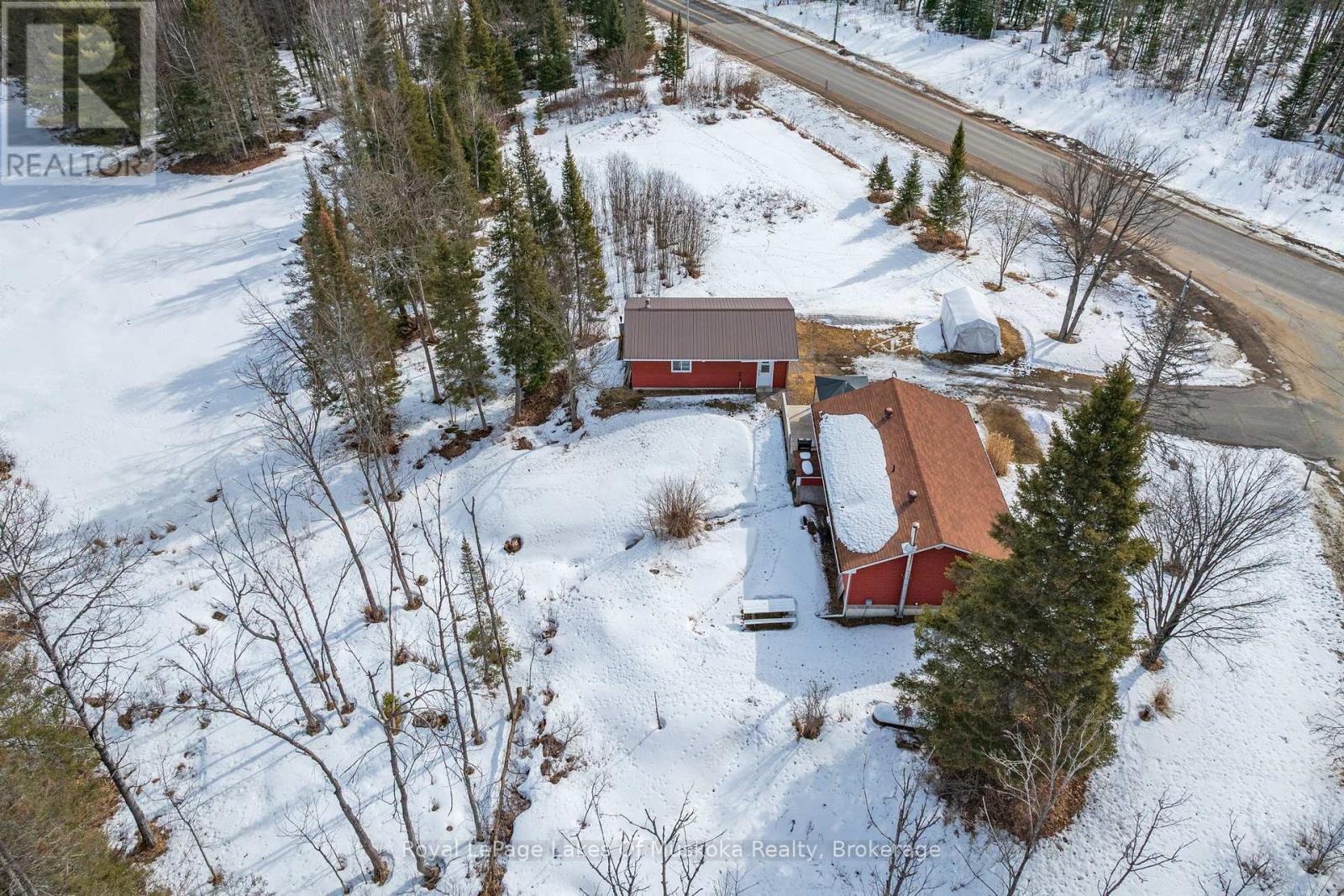 












1 CHRISTOPHER LANE

,
Armour,




Ontario
P0A1C0

