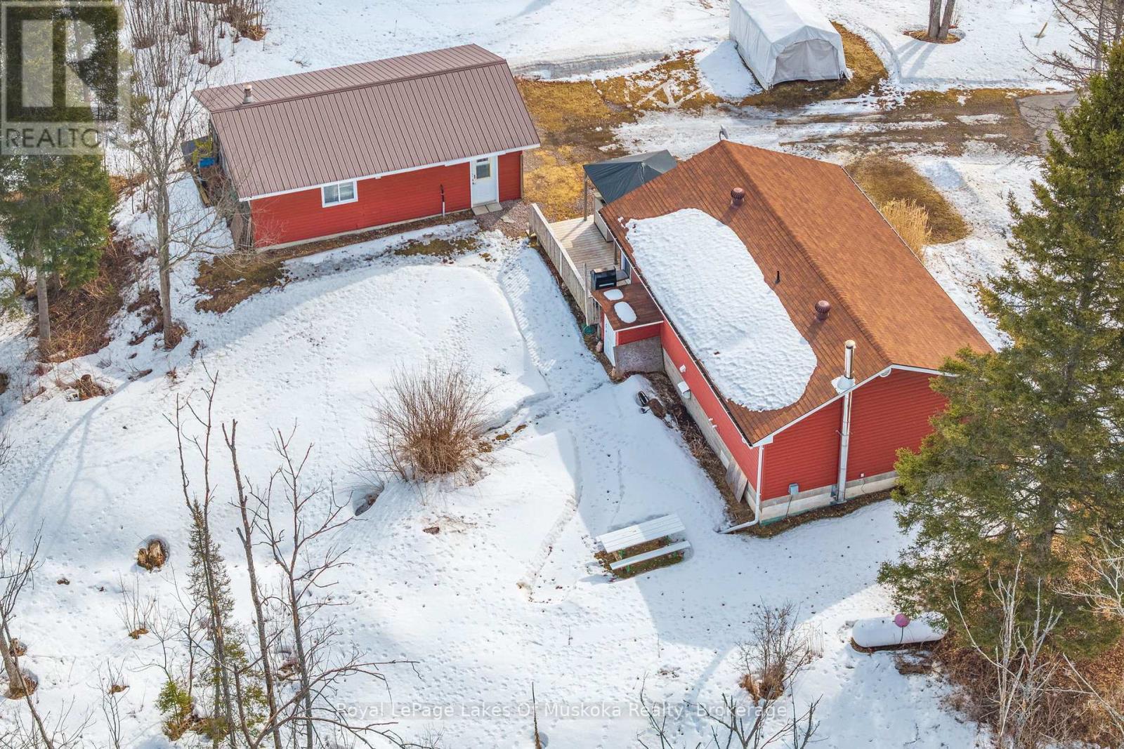 












1 CHRISTOPHER LANE

,
Armour,




Ontario
P0A1C0

