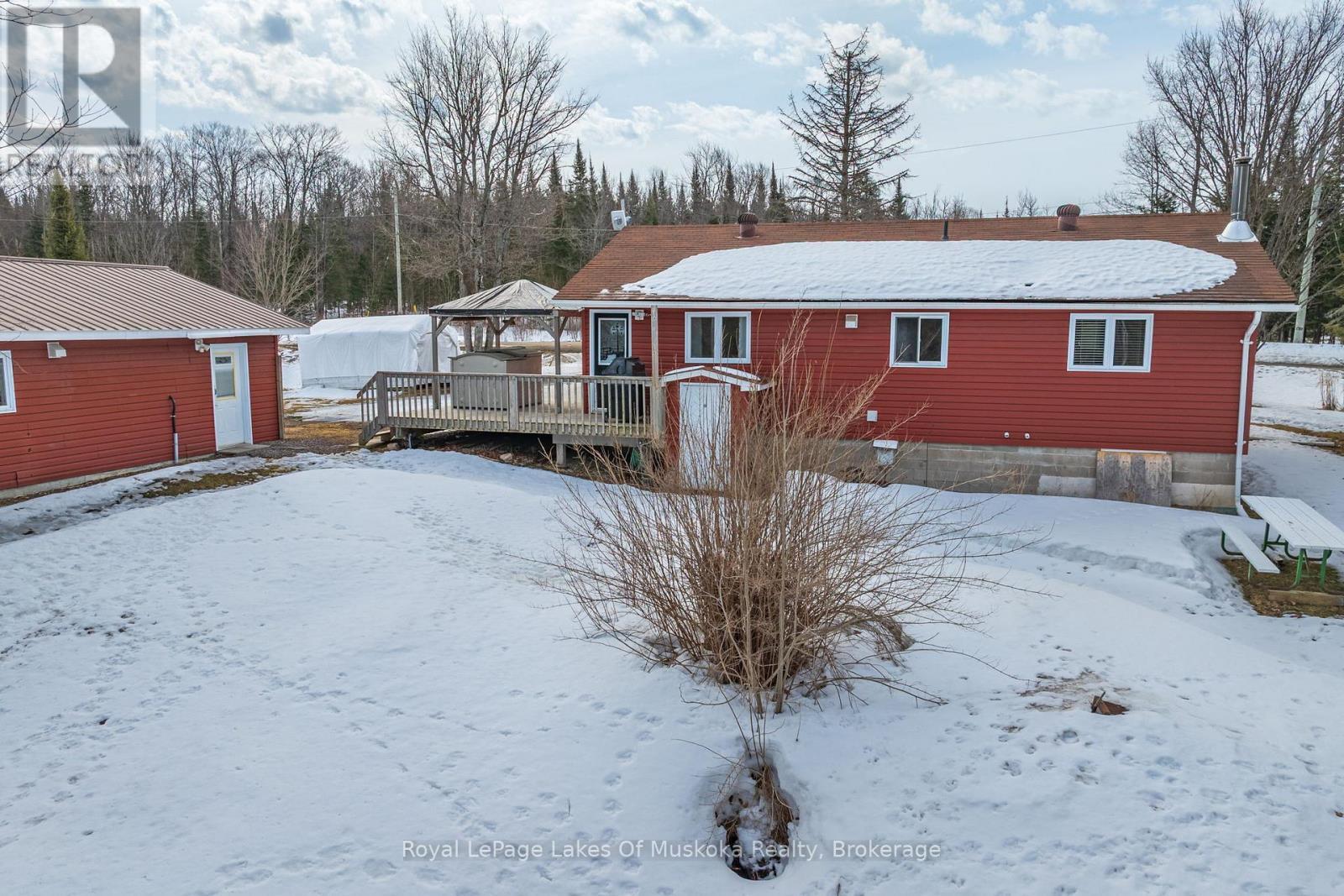 












1 CHRISTOPHER LANE

,
Armour,




Ontario
P0A1C0

