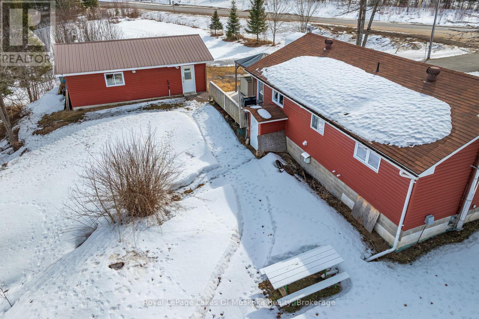 












1 CHRISTOPHER LANE

,
Armour,




Ontario
P0A1C0

