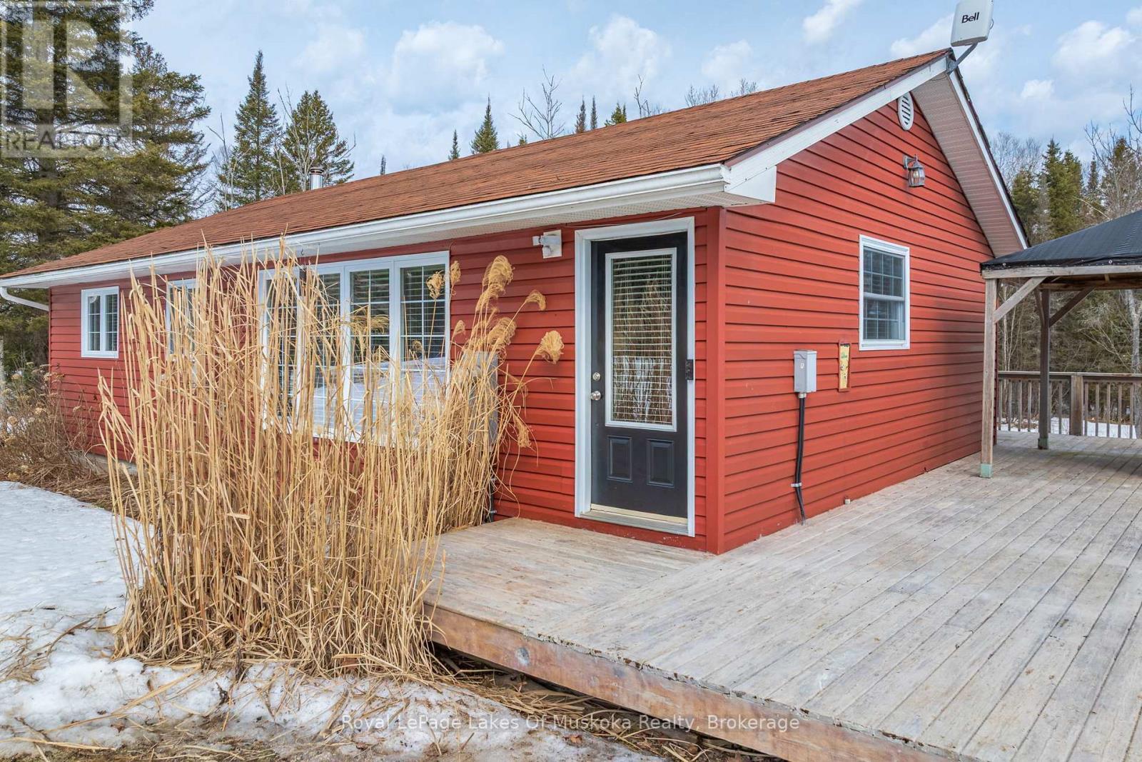 












1 CHRISTOPHER LANE

,
Armour,




Ontario
P0A1C0

