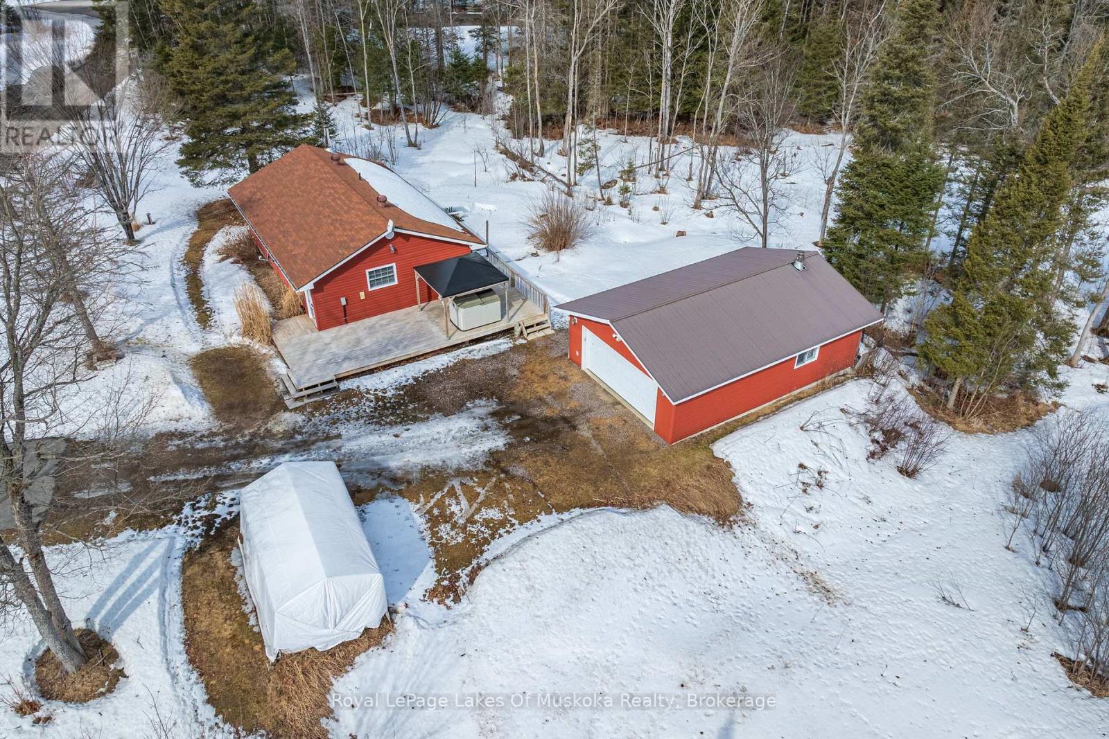 












1 CHRISTOPHER LANE

,
Armour,




Ontario
P0A1C0

