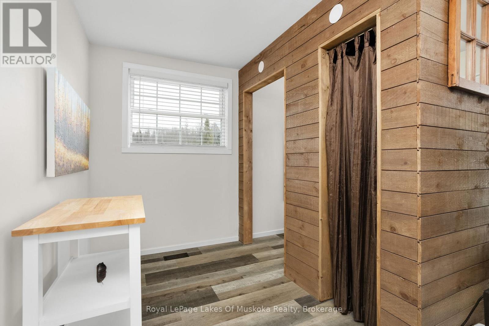 












1 CHRISTOPHER LANE

,
Armour,




Ontario
P0A1C0

