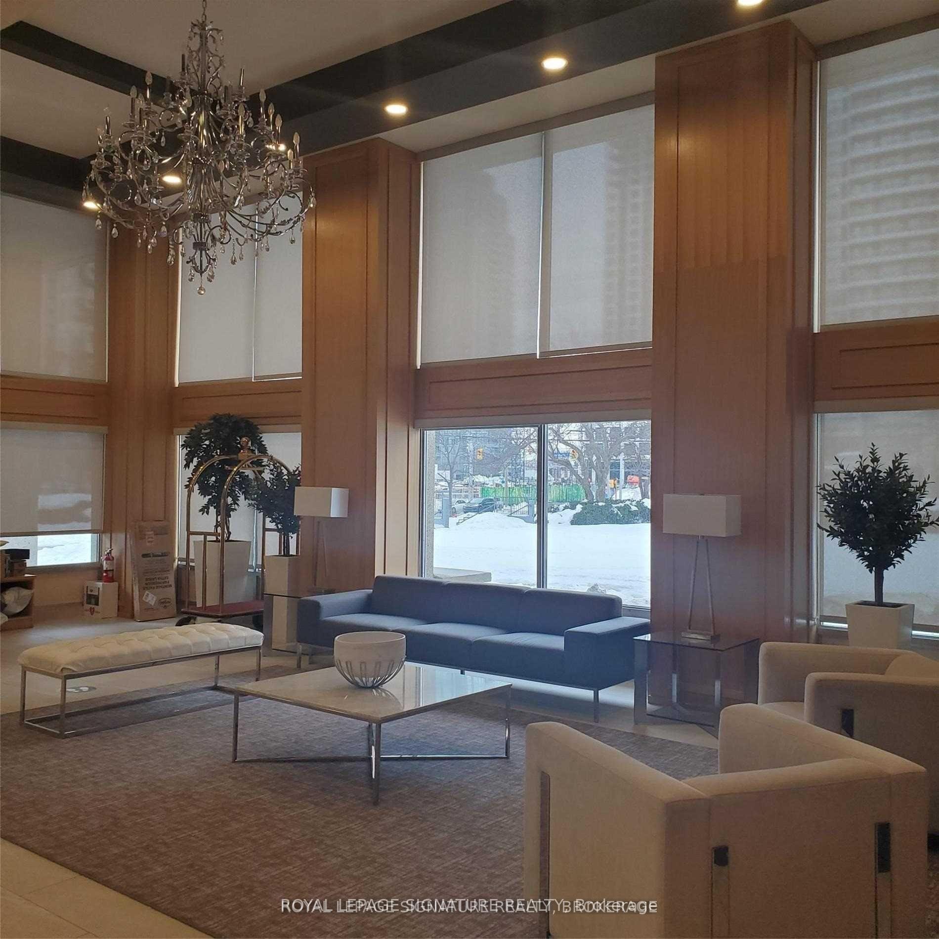 









3590


Kaneff

Crescent, 1407,
Mississauga,




ON
L5A 3X3

