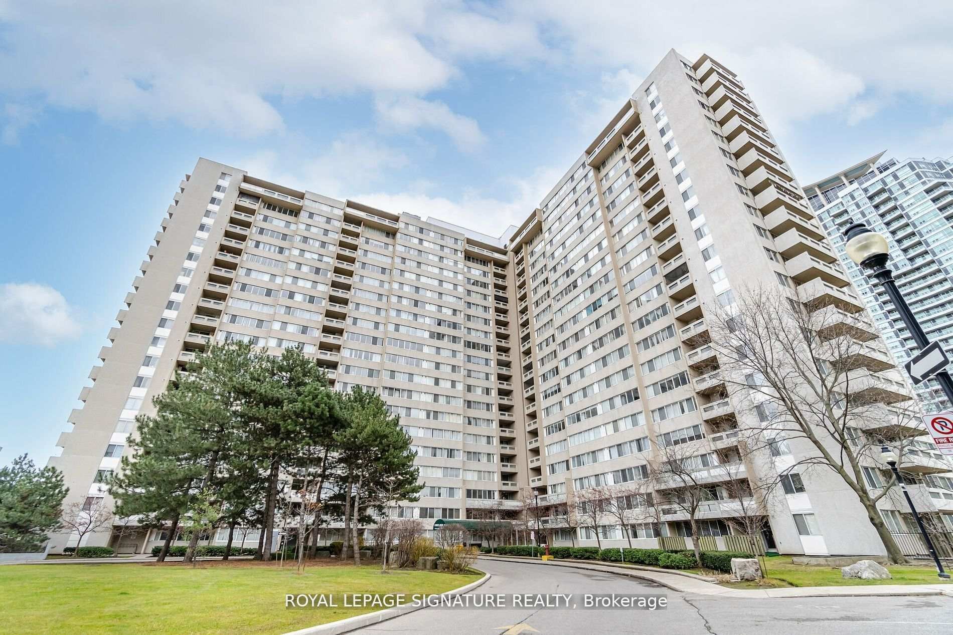 









3590


Kaneff

Crescent, 1407,
Mississauga,




ON
L5A 3X3

