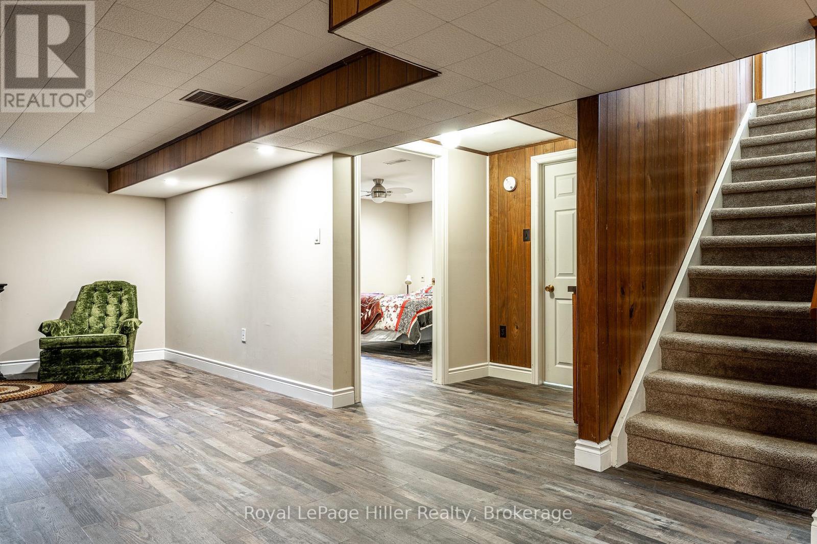 












16 PARK LANE DRIVE

,
Stratford,




Ontario
N5A5B9

