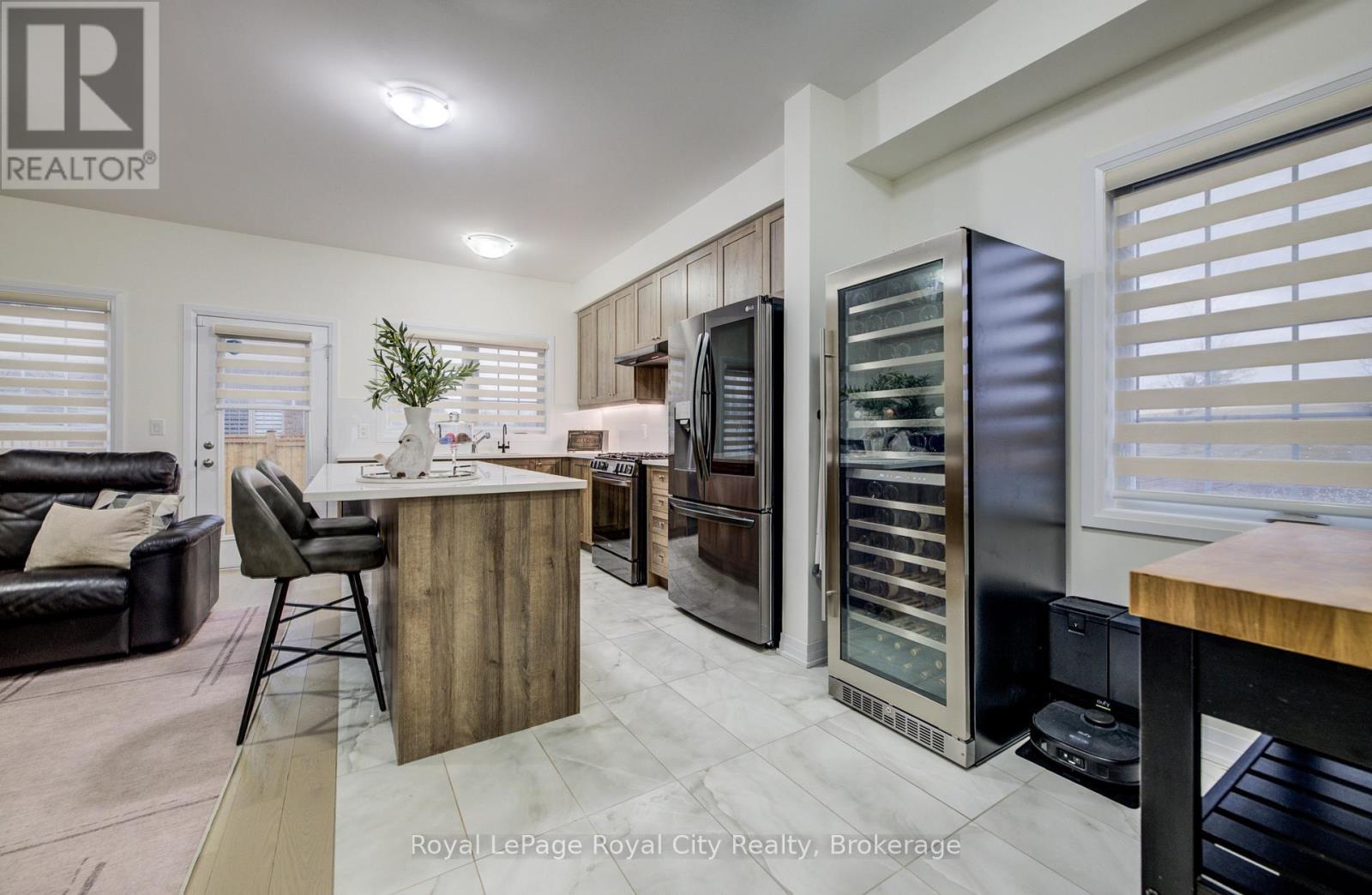 












484 ADELAIDE STREET

,
Wellington North (Arthur),




Ontario
N0G1A0

